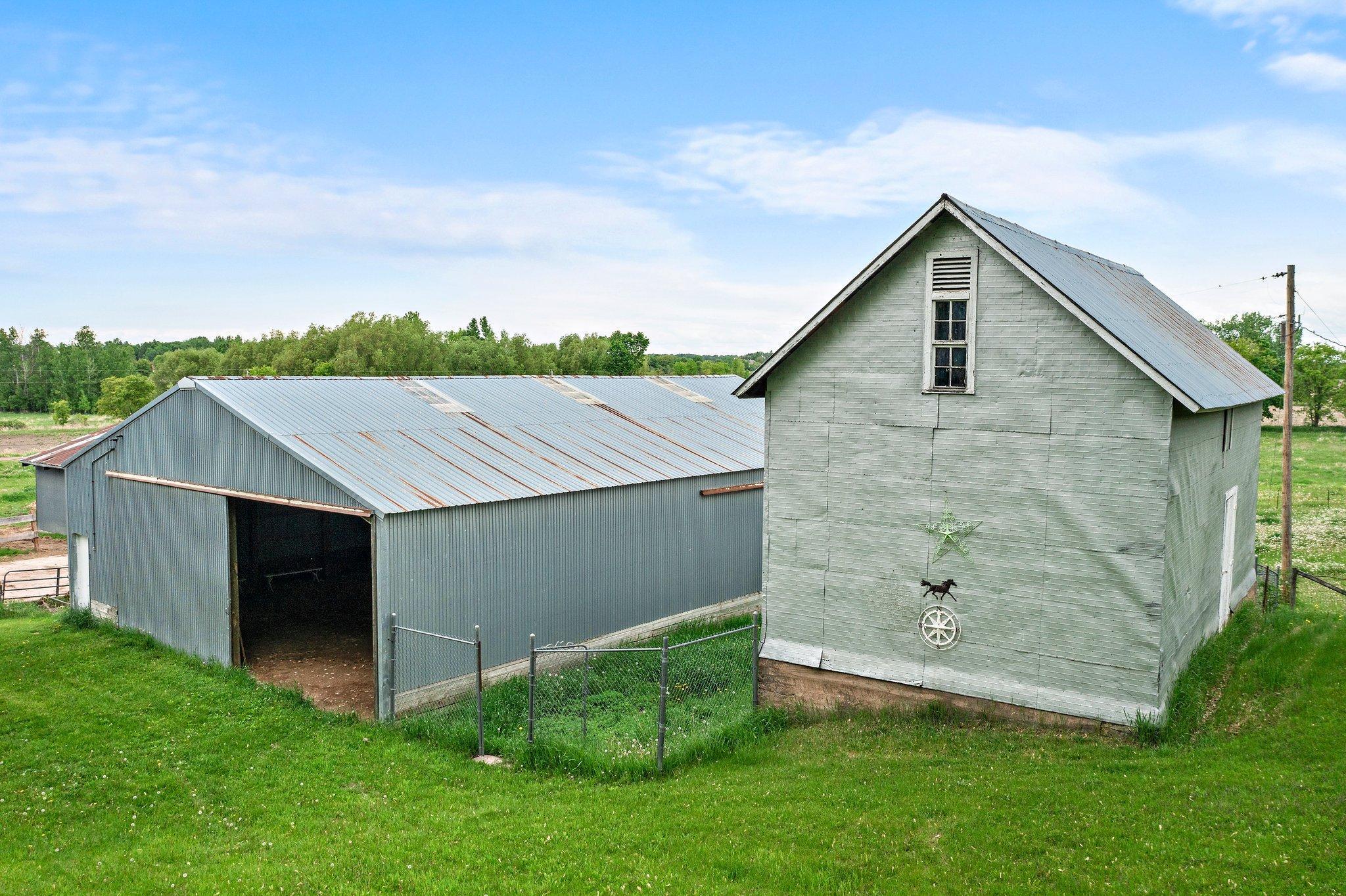 52905 Deerwood Avenue