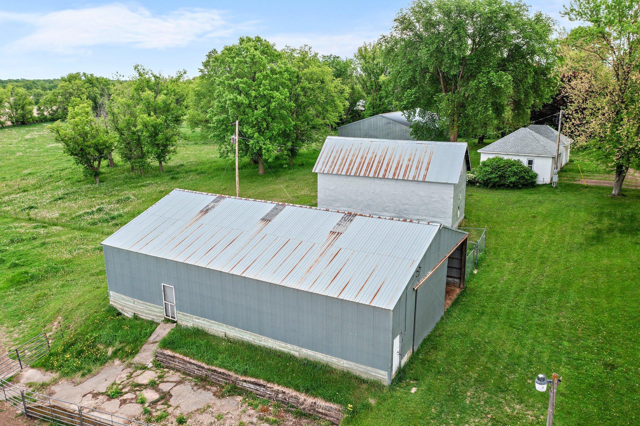 52905 Deerwood Avenue