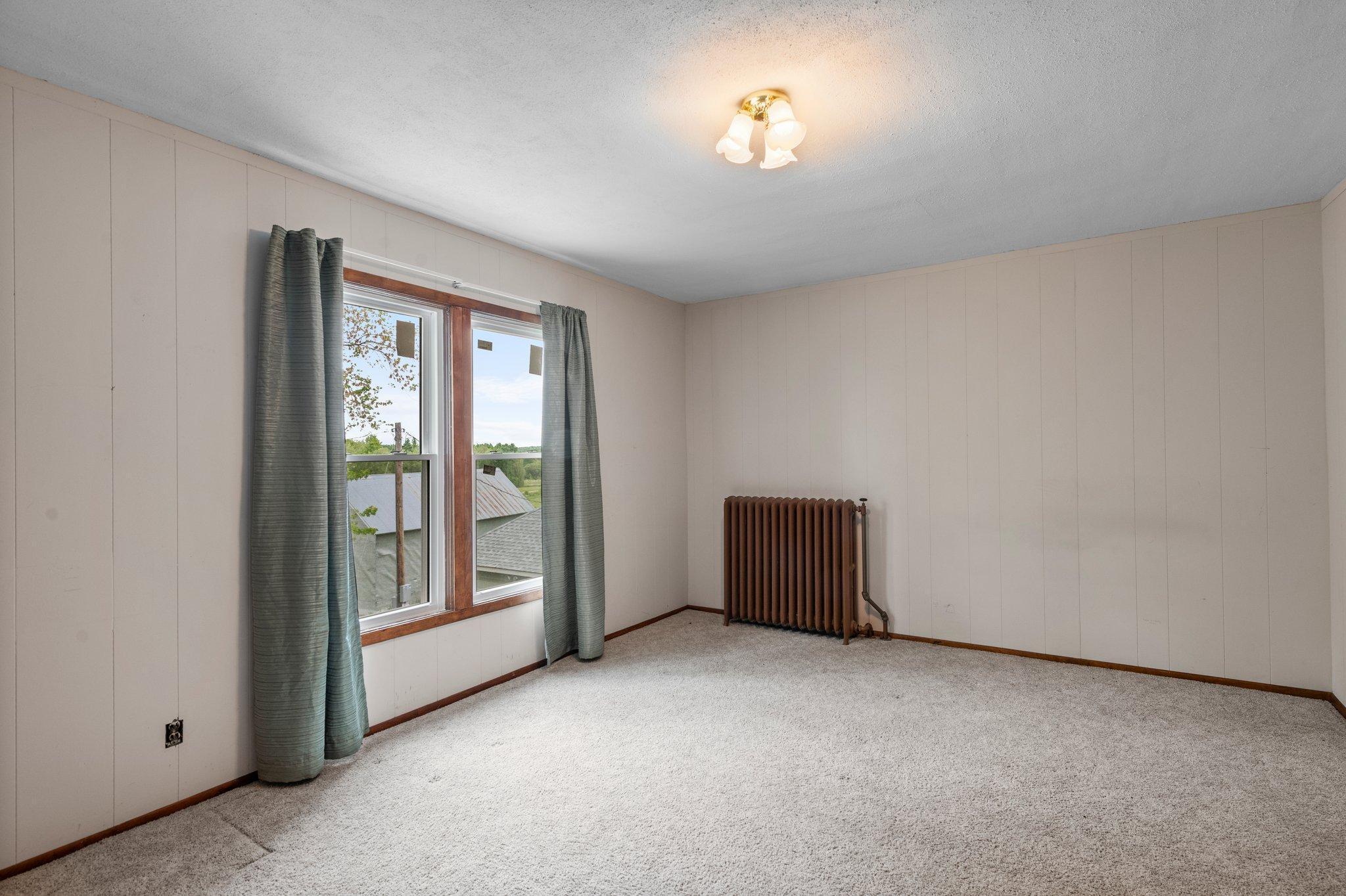 52905 Deerwood Avenue