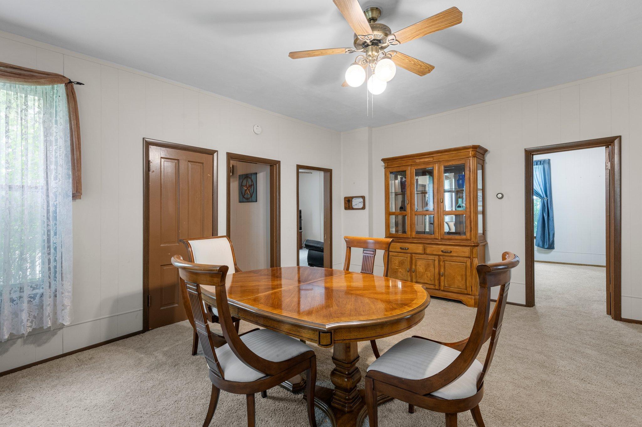 52905 Deerwood Avenue