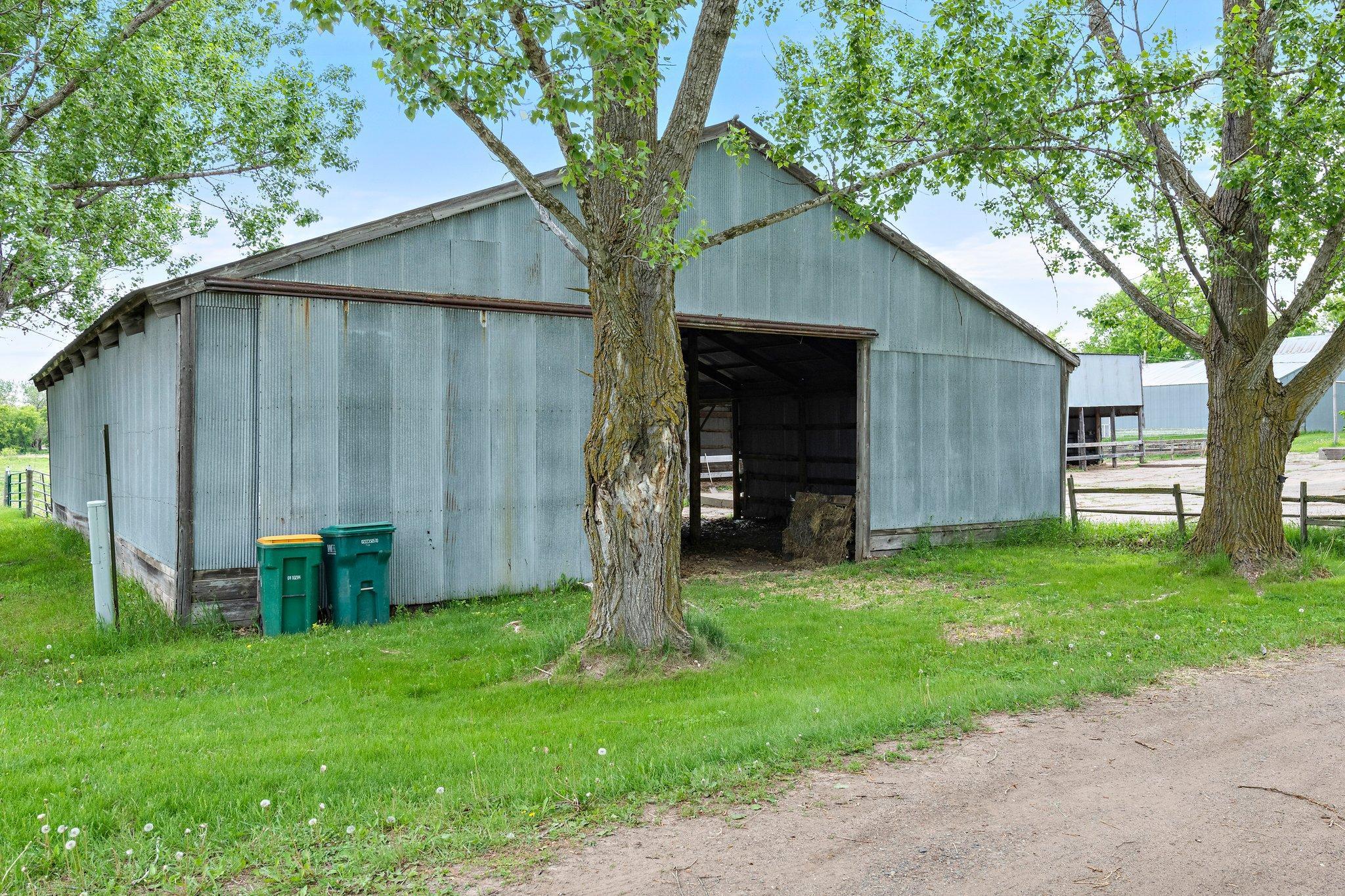 52905 Deerwood Avenue