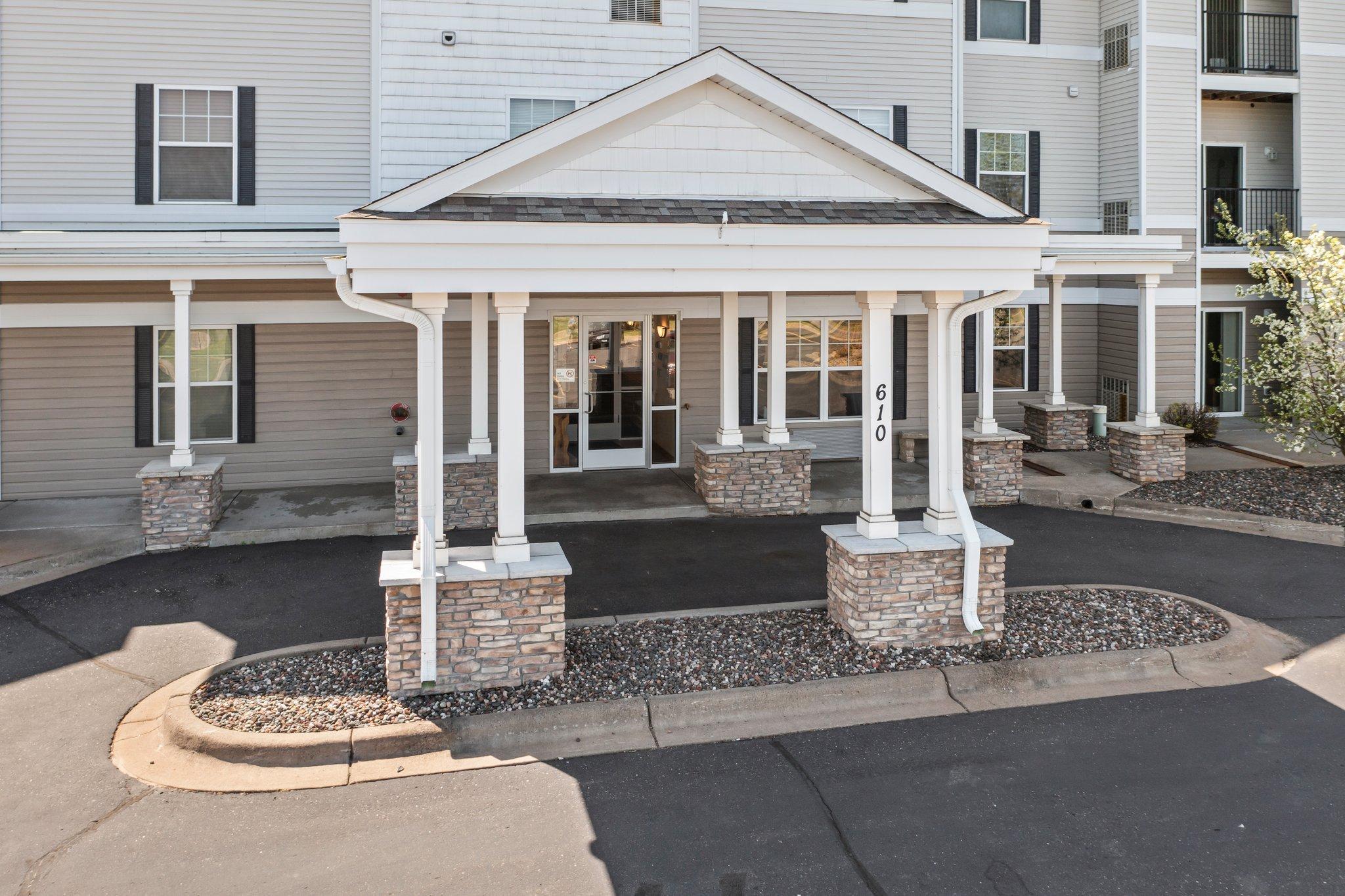 610 Whiskey Road NW Unit: 115