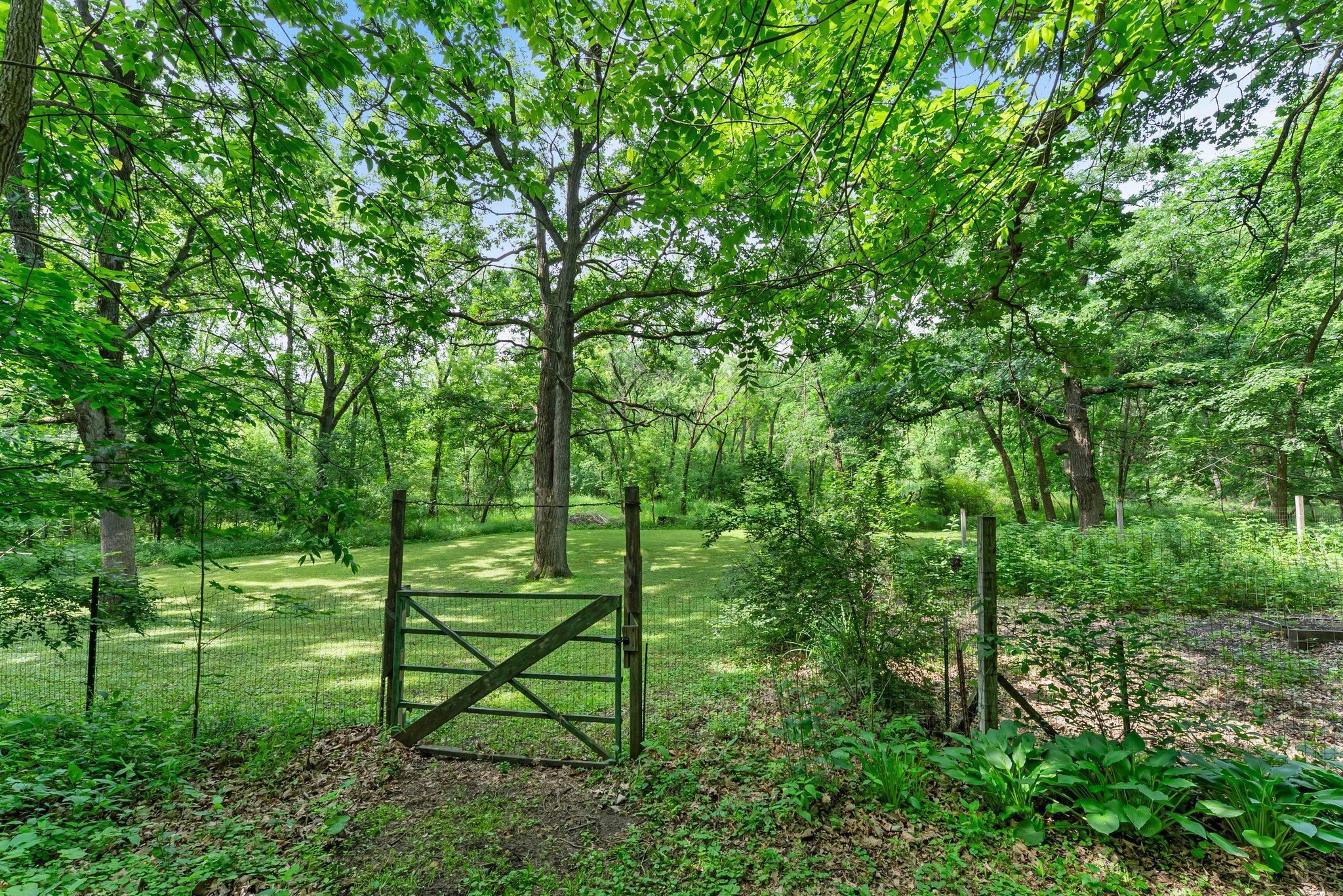 331 Sunset Lane N