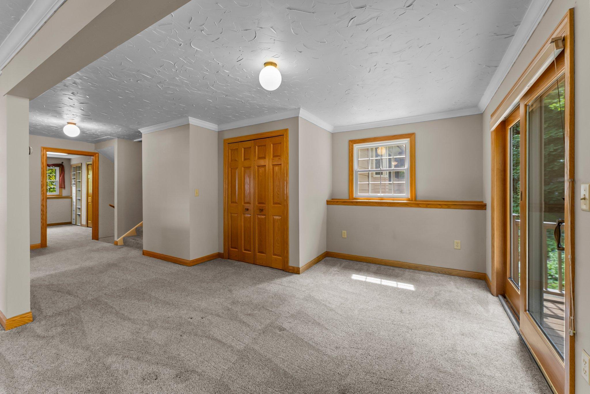 331 Sunset Lane N