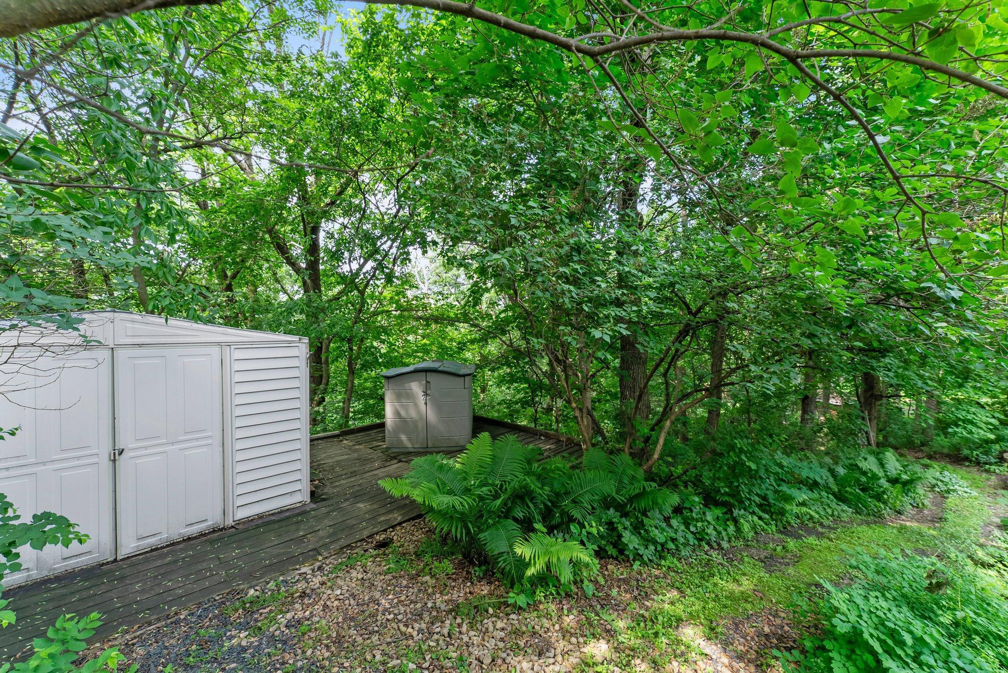 331 Sunset Lane N
