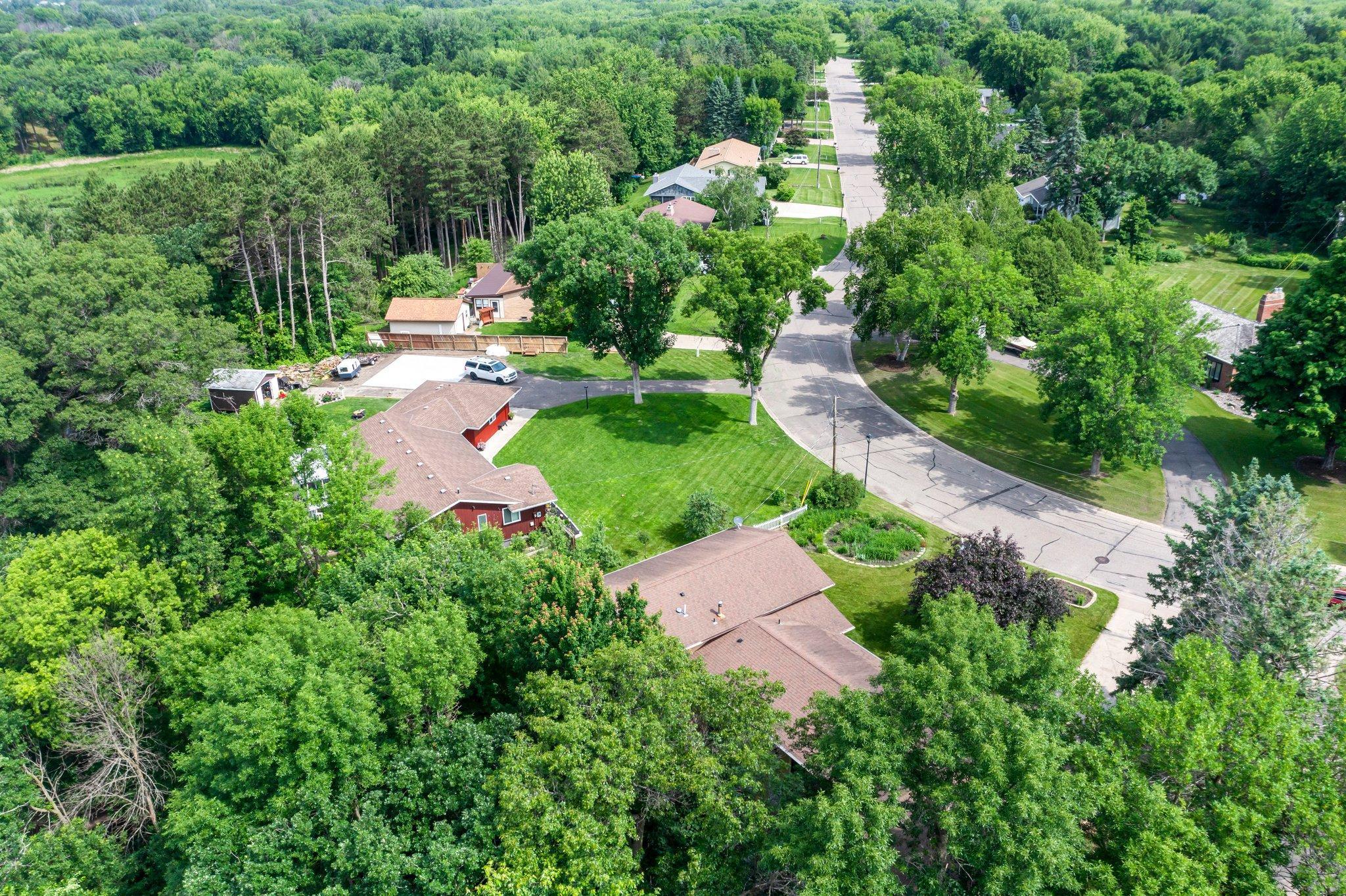 331 Sunset Lane N
