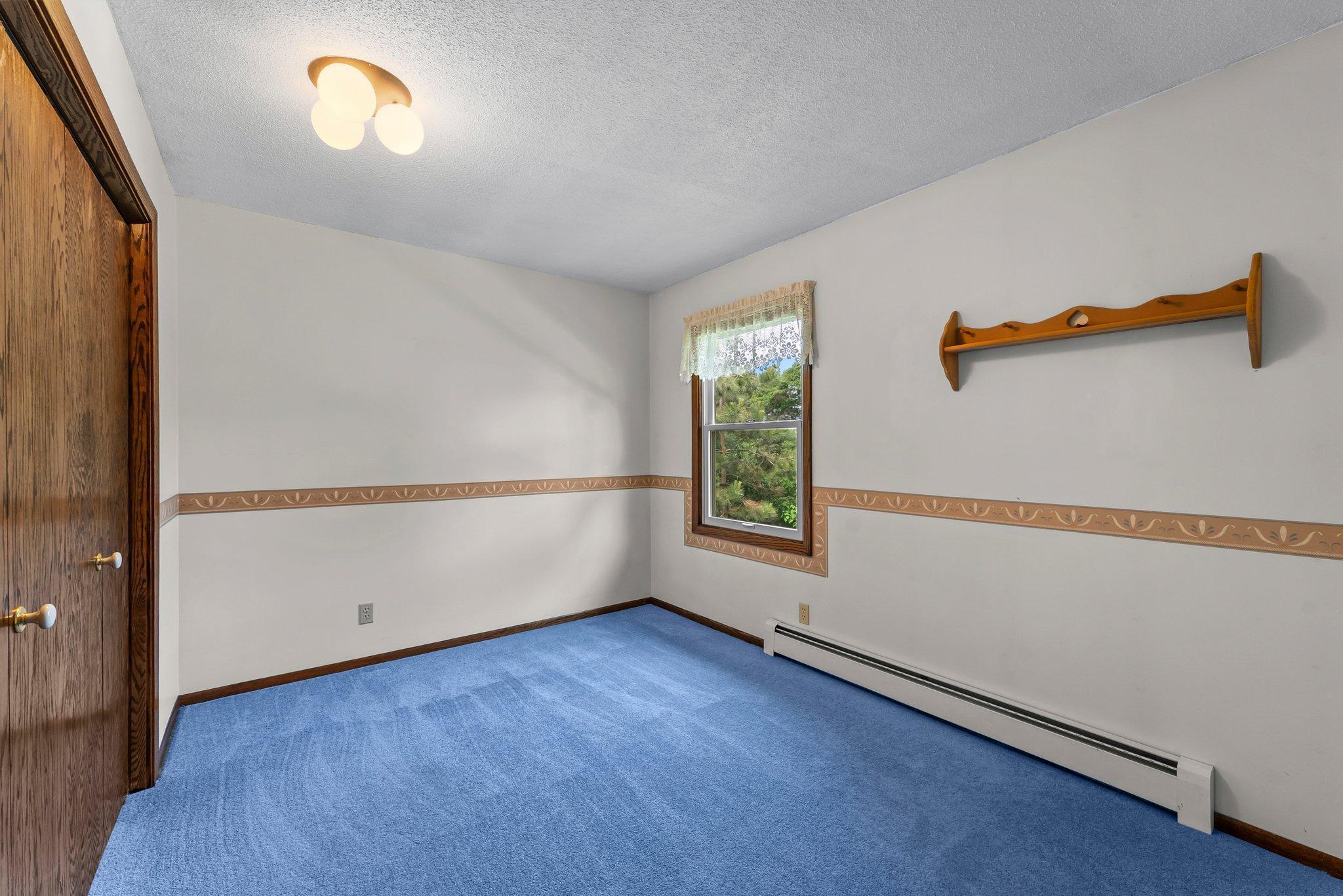 331 Sunset Lane N