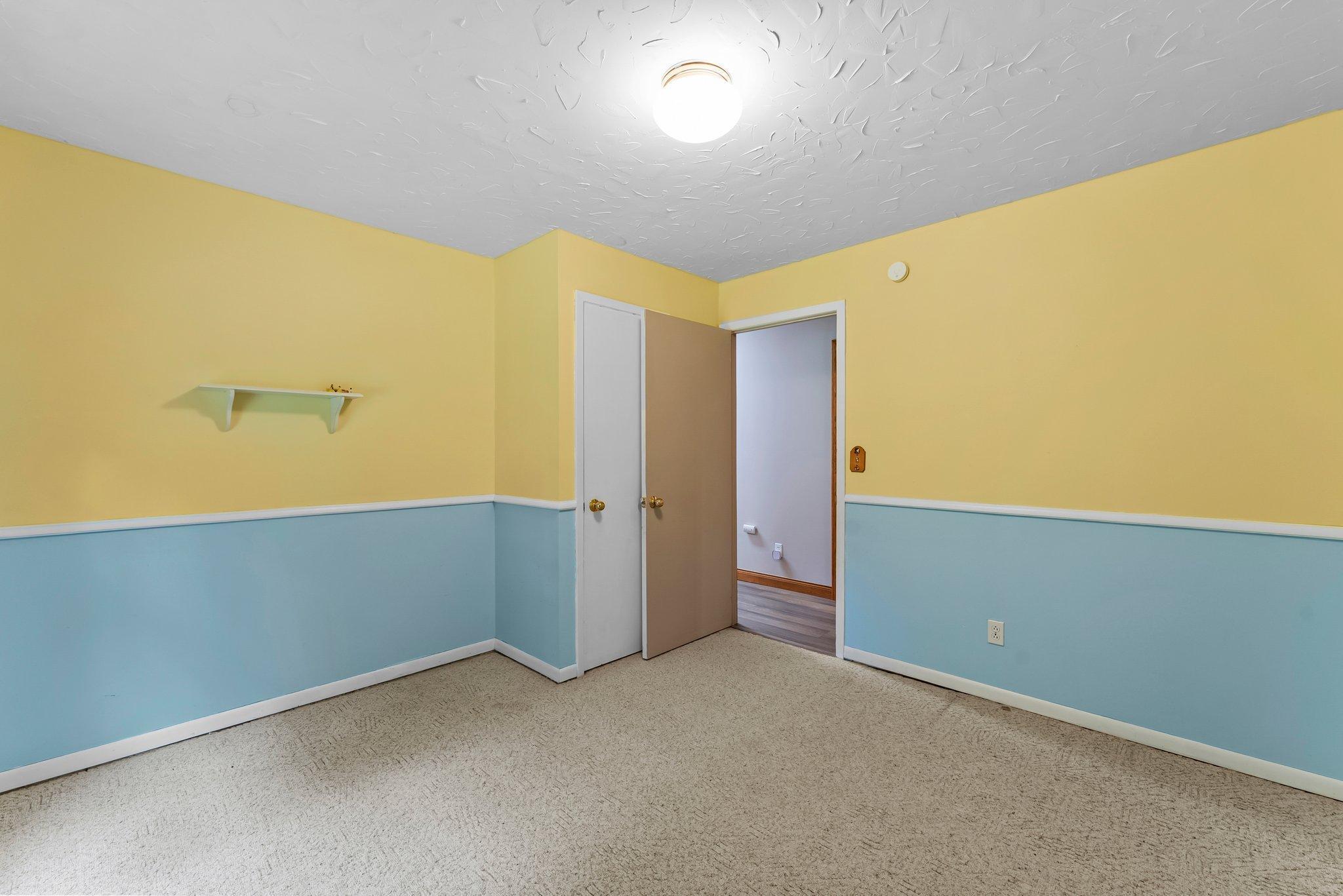 331 Sunset Lane N