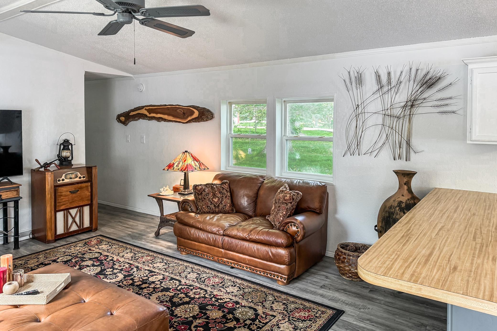 10924 Lakeview Shore Drive