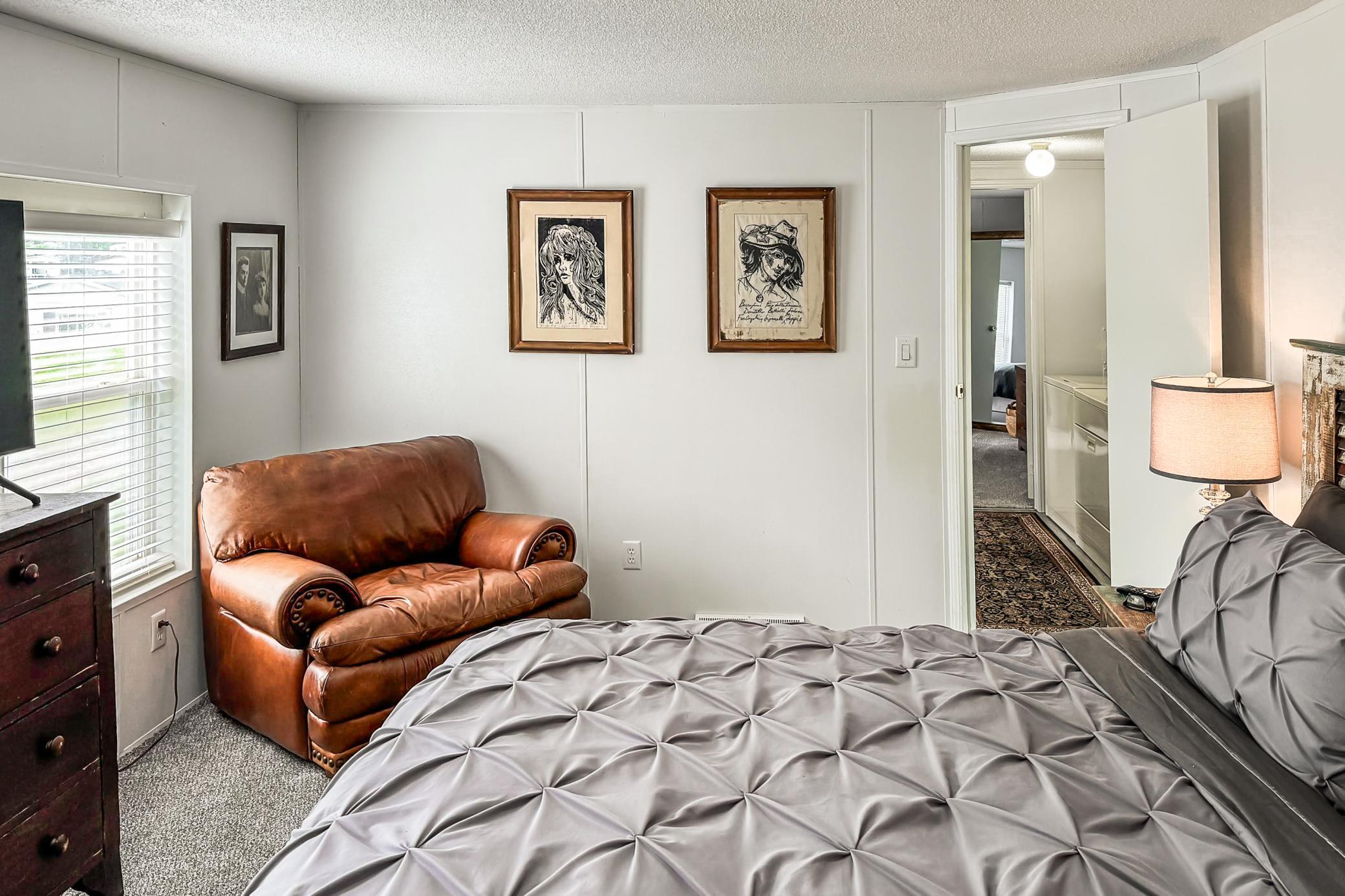 10924 Lakeview Shore Drive