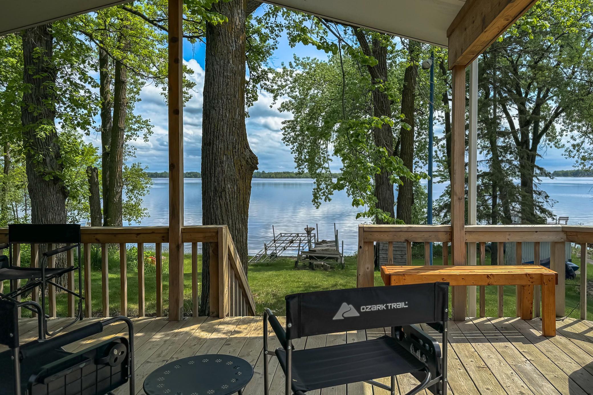 10924 Lakeview Shore Drive