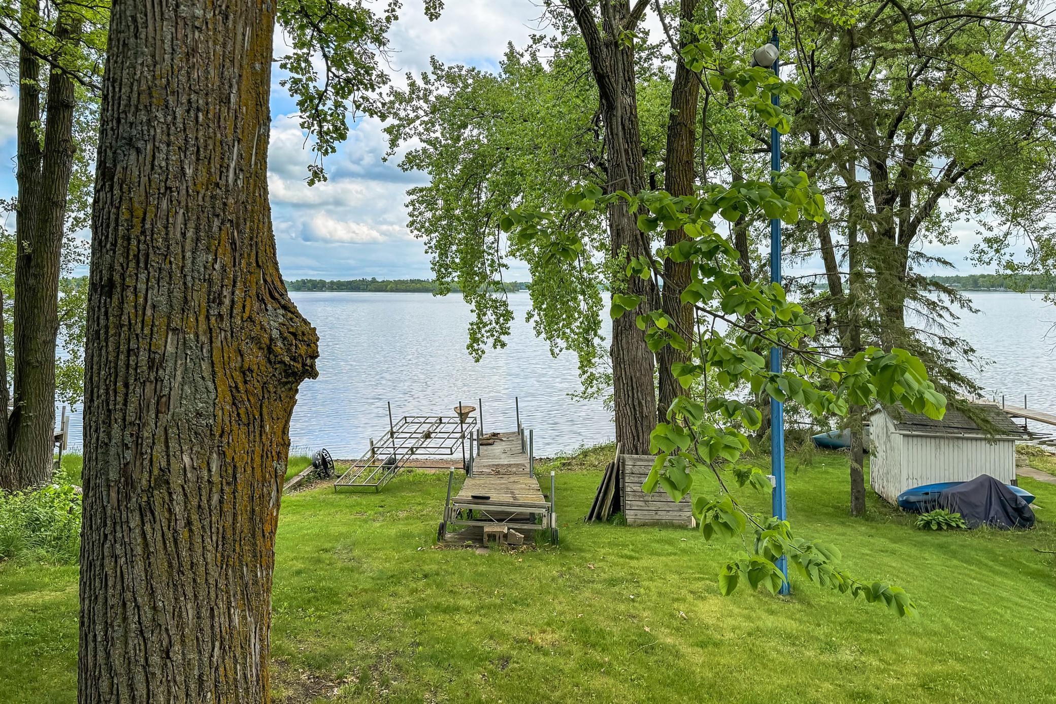 10924 Lakeview Shore Drive