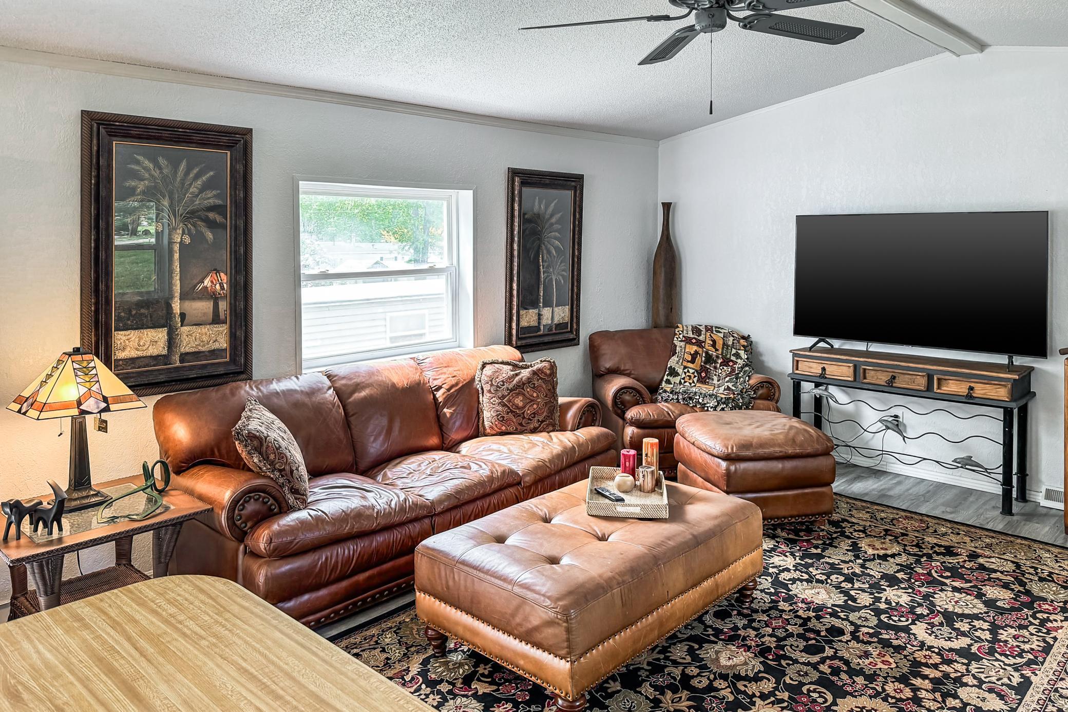 10924 Lakeview Shore Drive