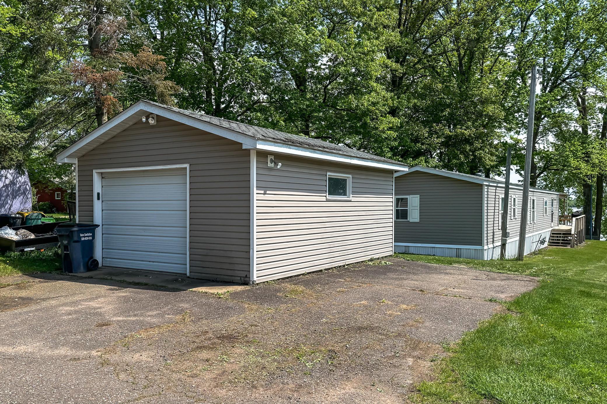 10924 Lakeview Shore Drive