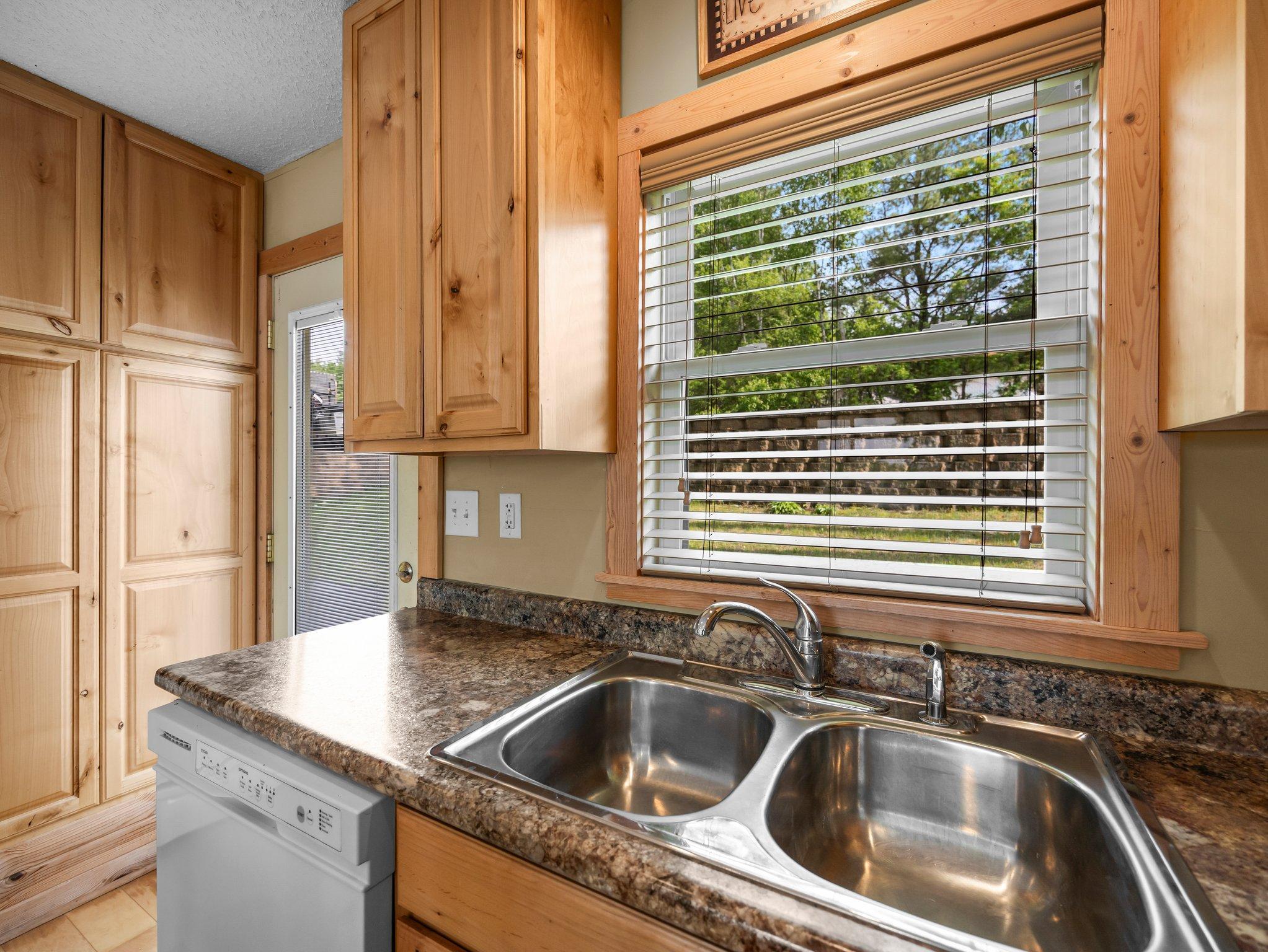 3773 Fanny Lake Road NE