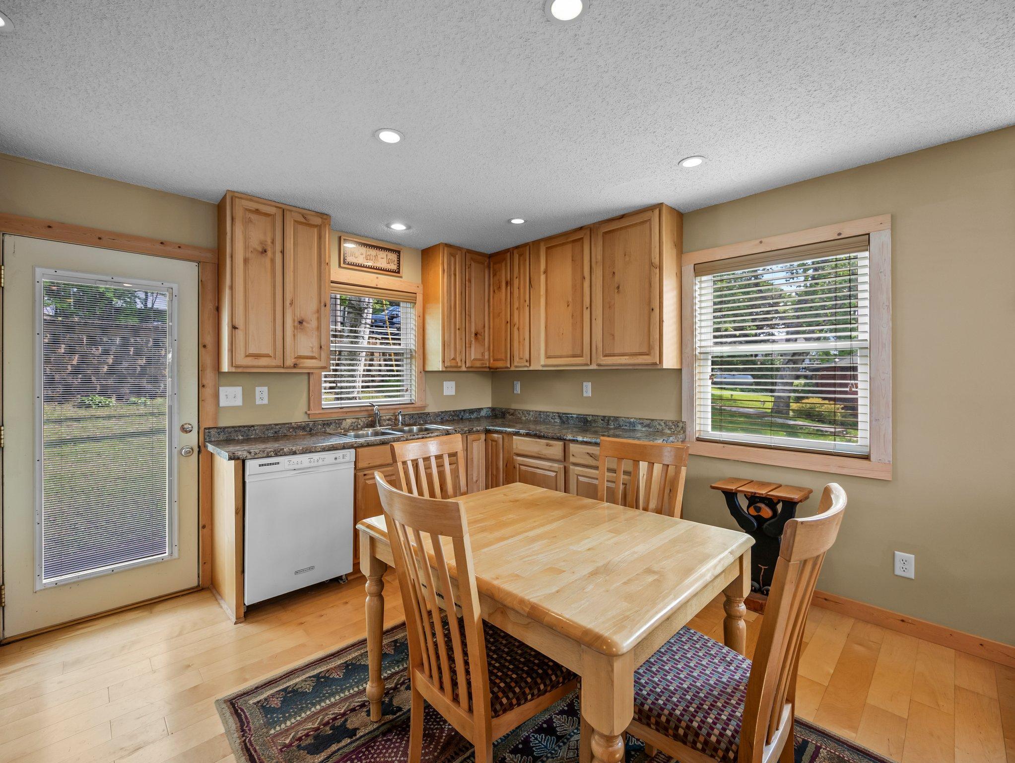 3773 Fanny Lake Road NE