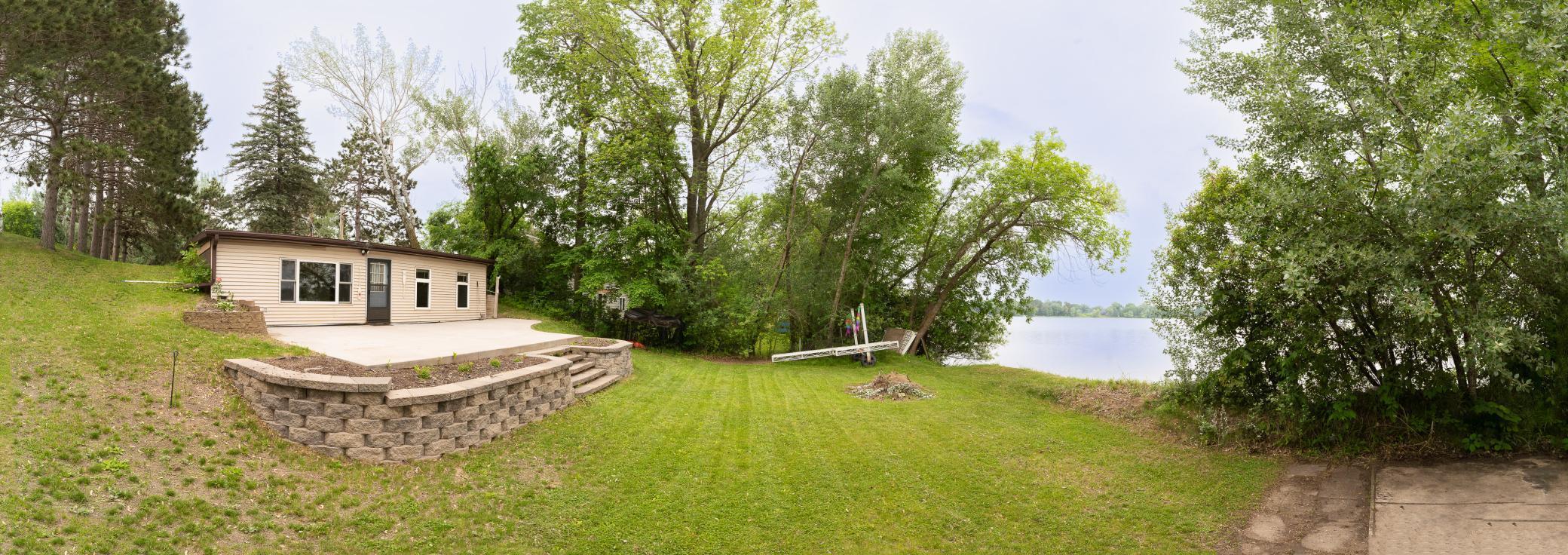 31512 London Drive NE