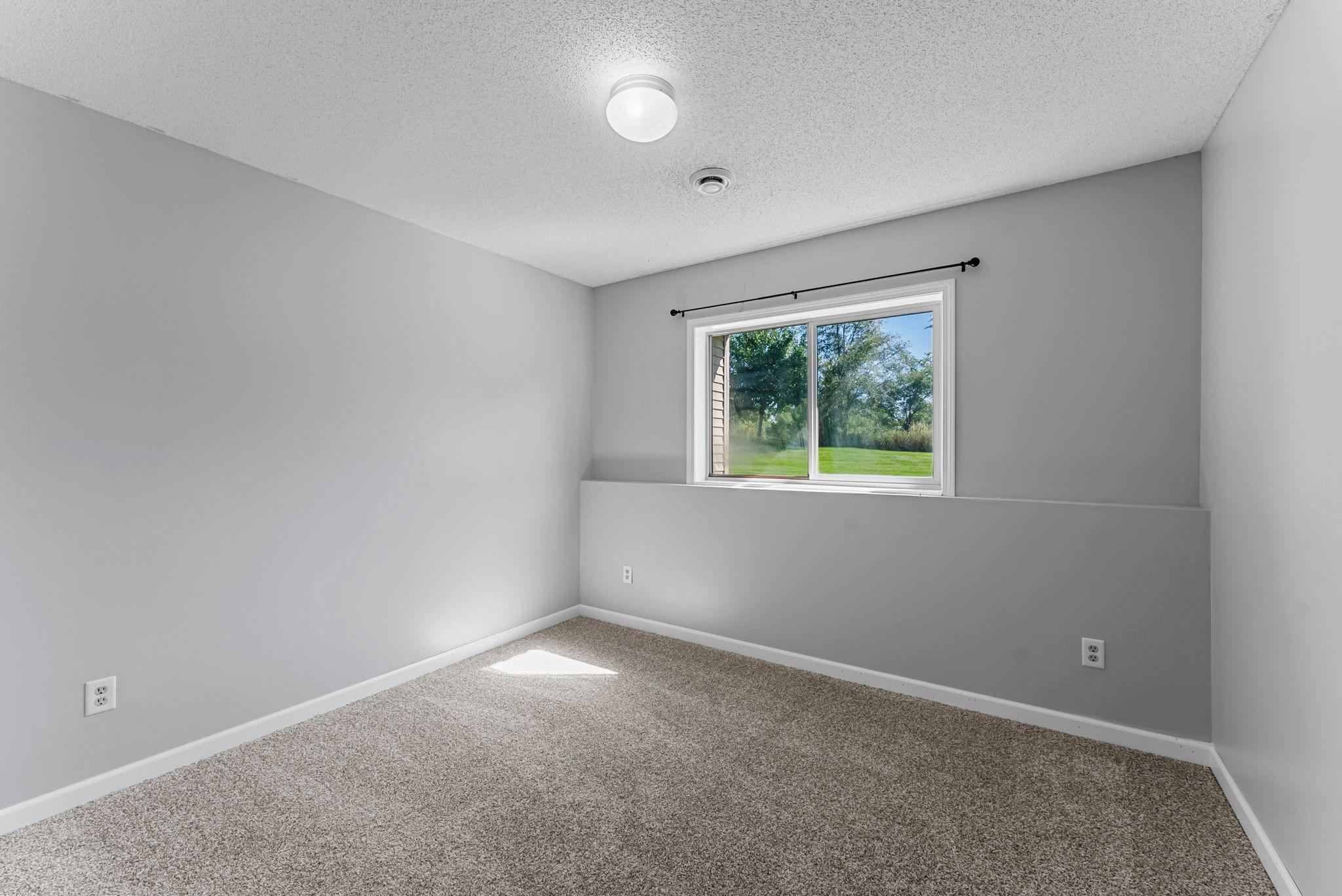 1175 Honeysuckle Lane SE