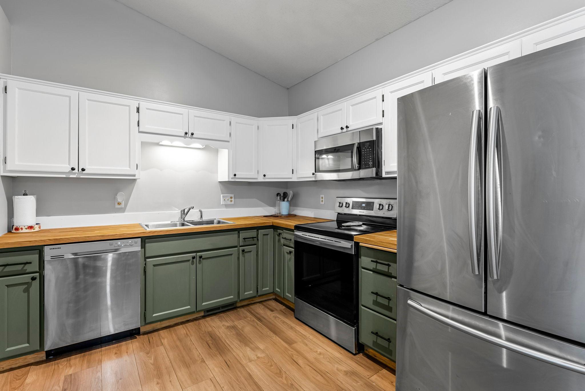 1175 Honeysuckle Lane SE