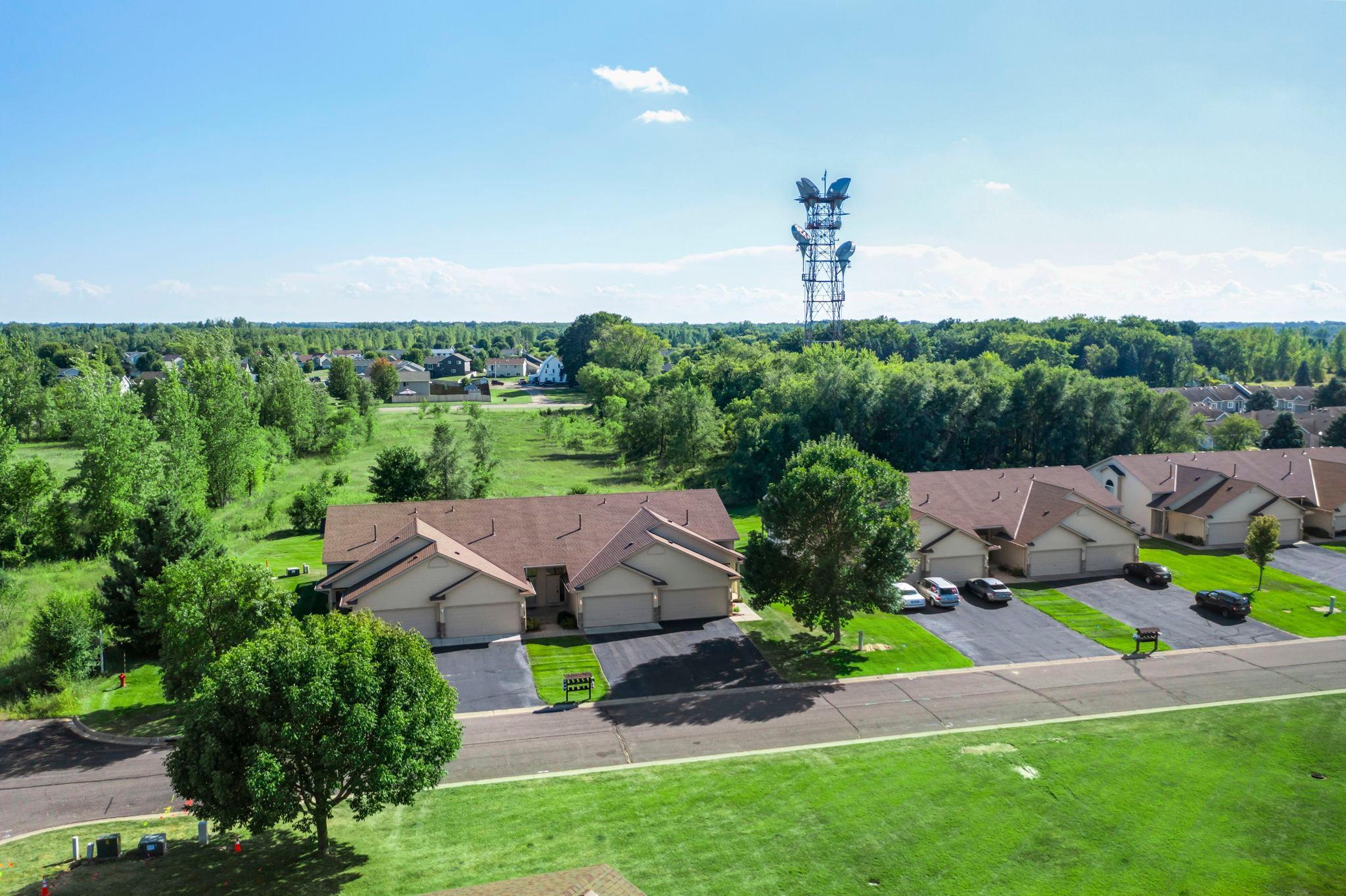 1175 Honeysuckle Lane SE