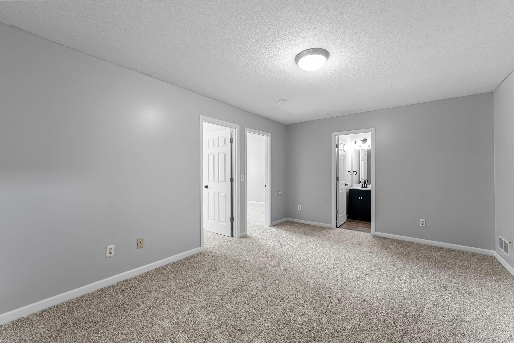 1175 Honeysuckle Lane SE