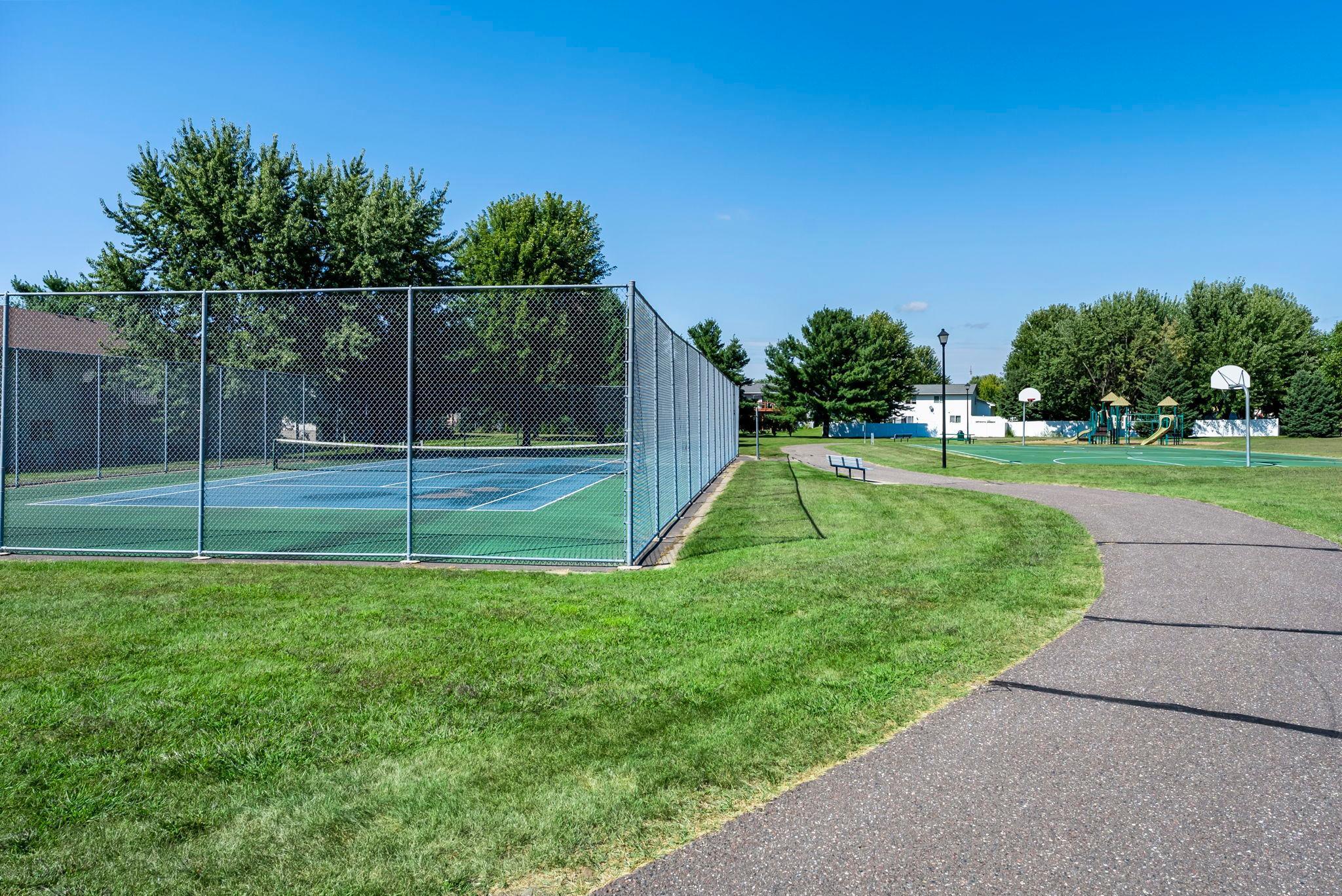 1175 Honeysuckle Lane SE