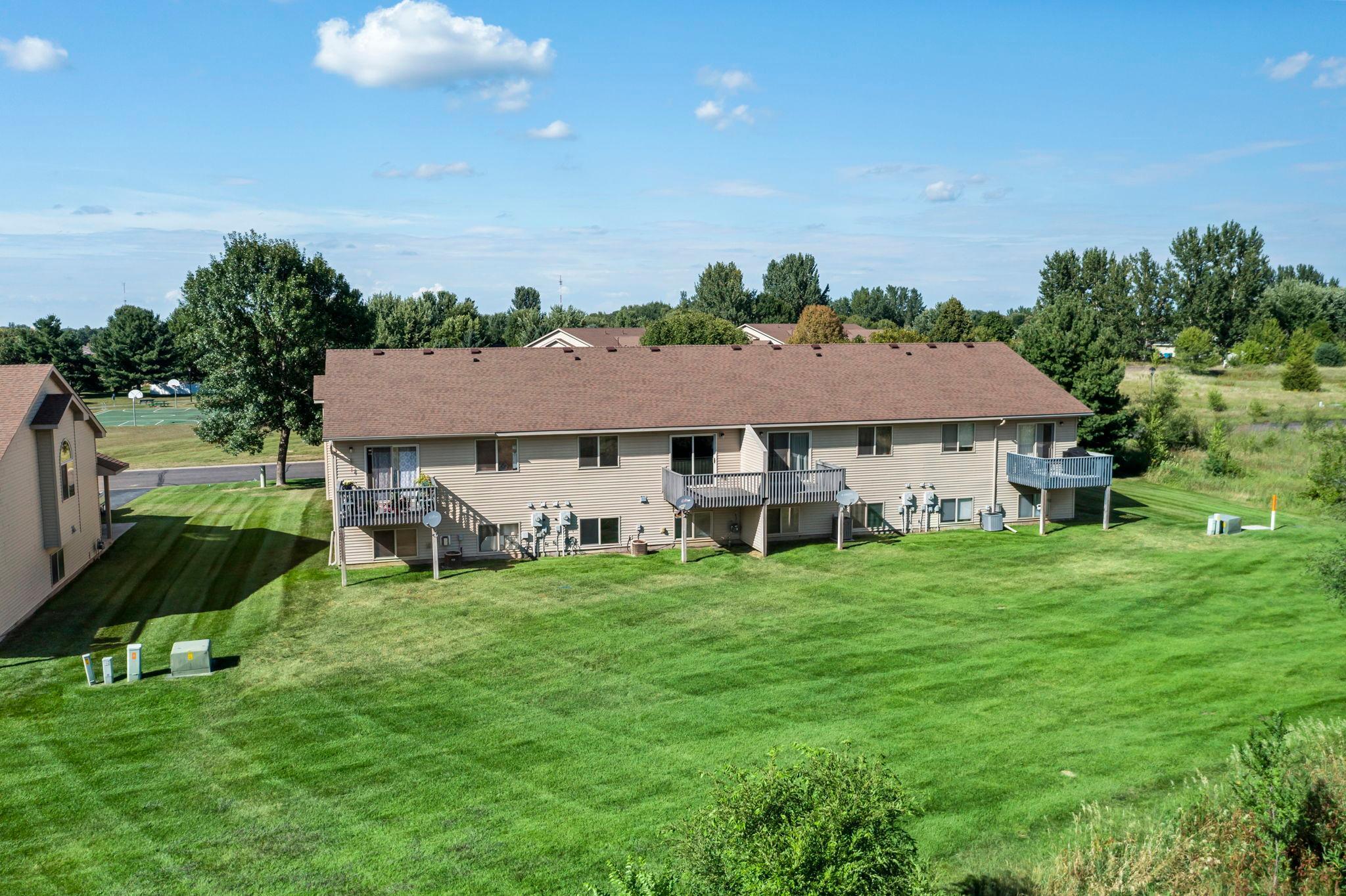 1175 Honeysuckle Lane SE