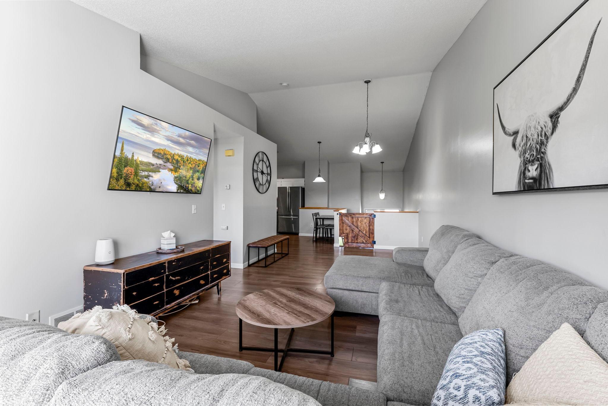 1175 Honeysuckle Lane SE