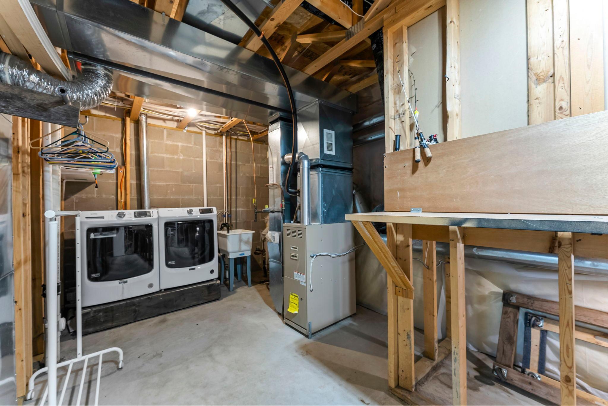 1175 Honeysuckle Lane SE