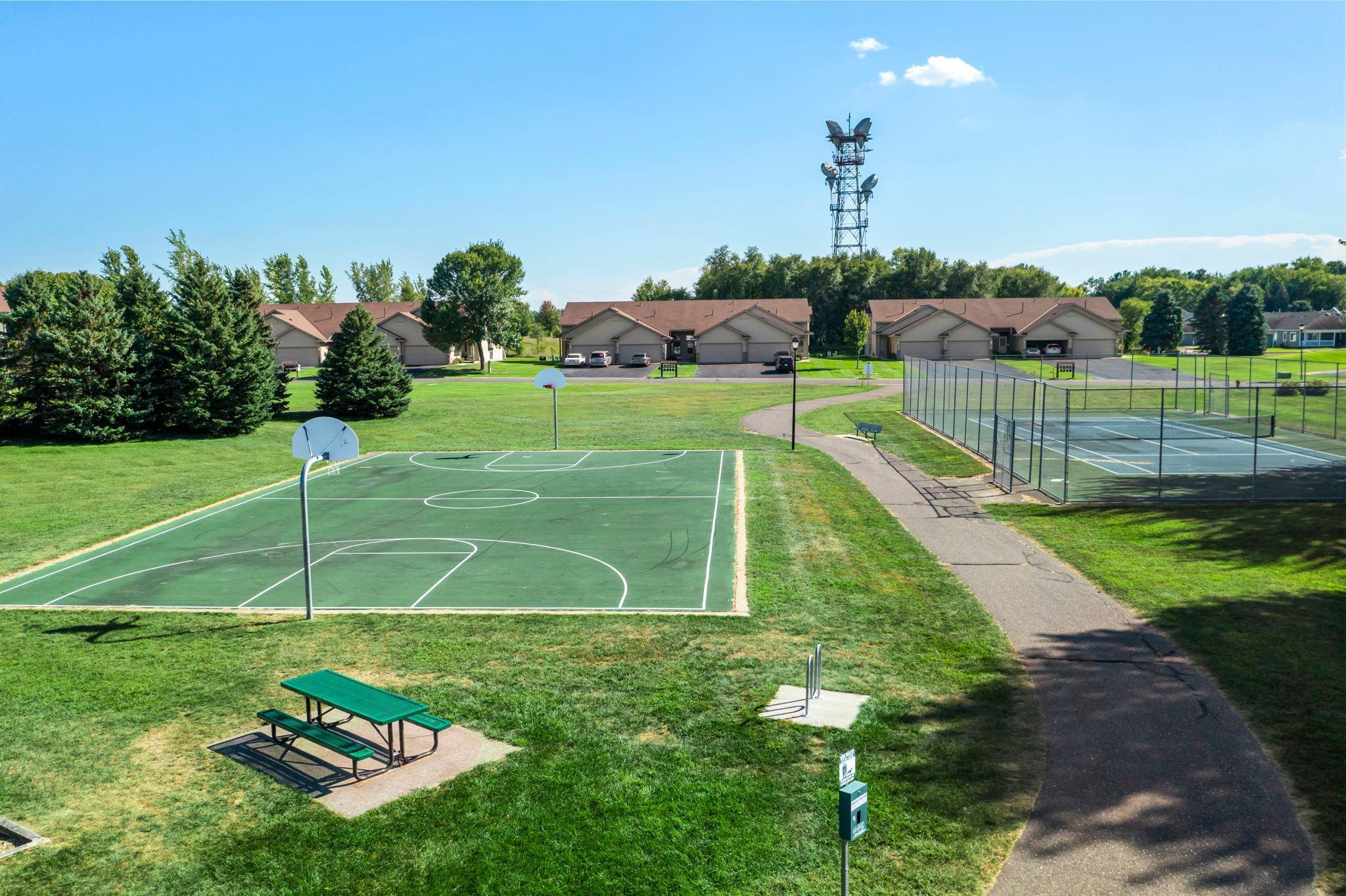 1175 Honeysuckle Lane SE