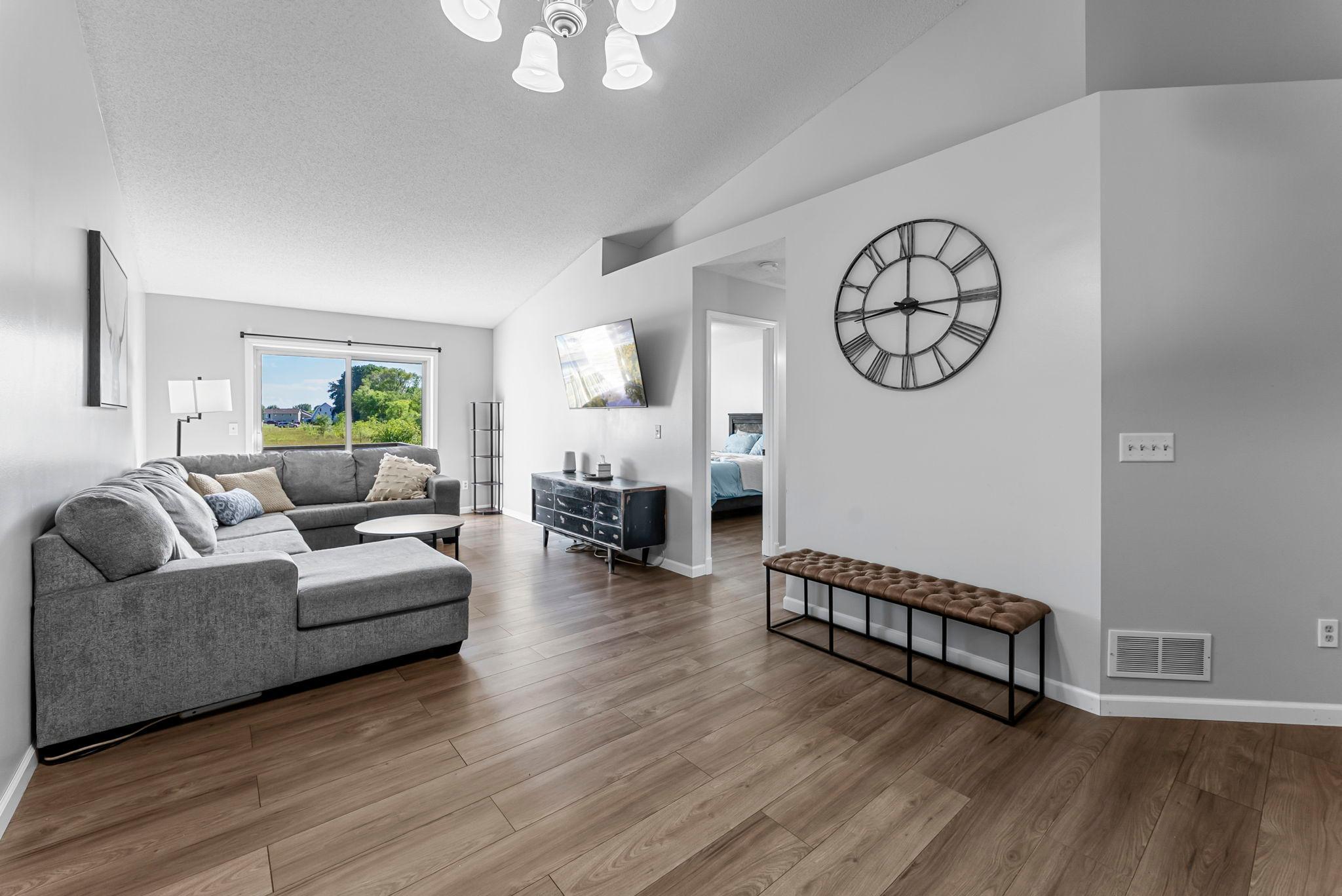 1175 Honeysuckle Lane SE