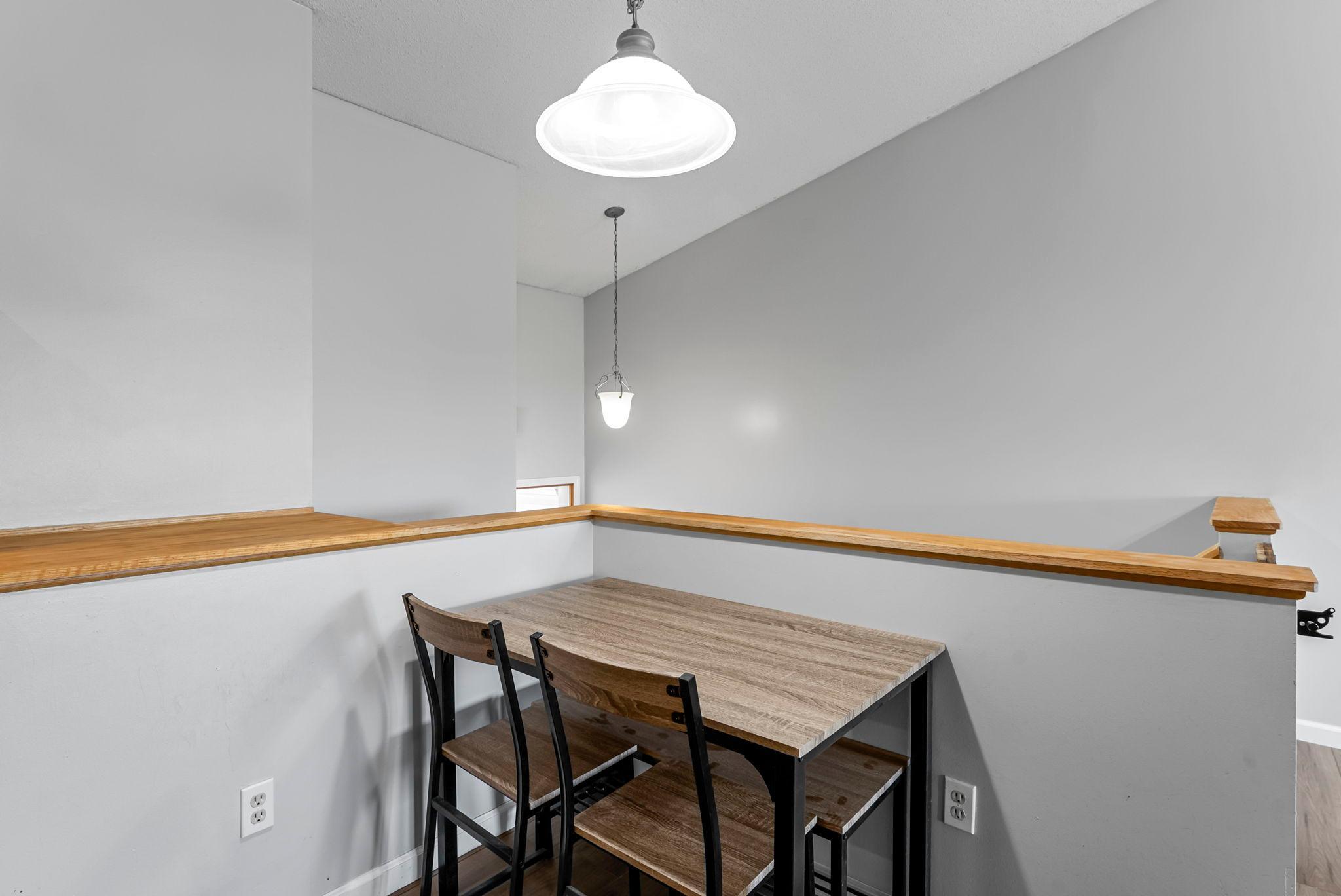 1175 Honeysuckle Lane SE