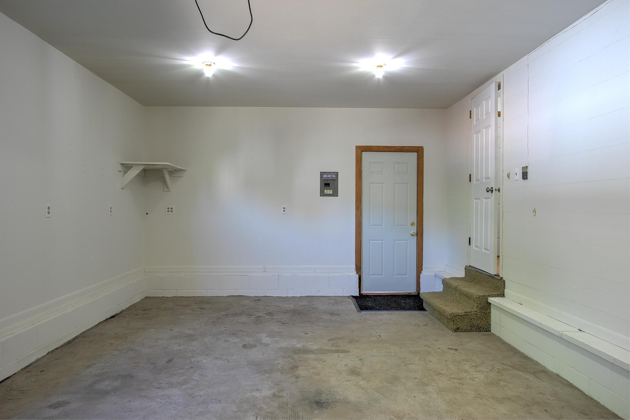 235 W 3rd Street