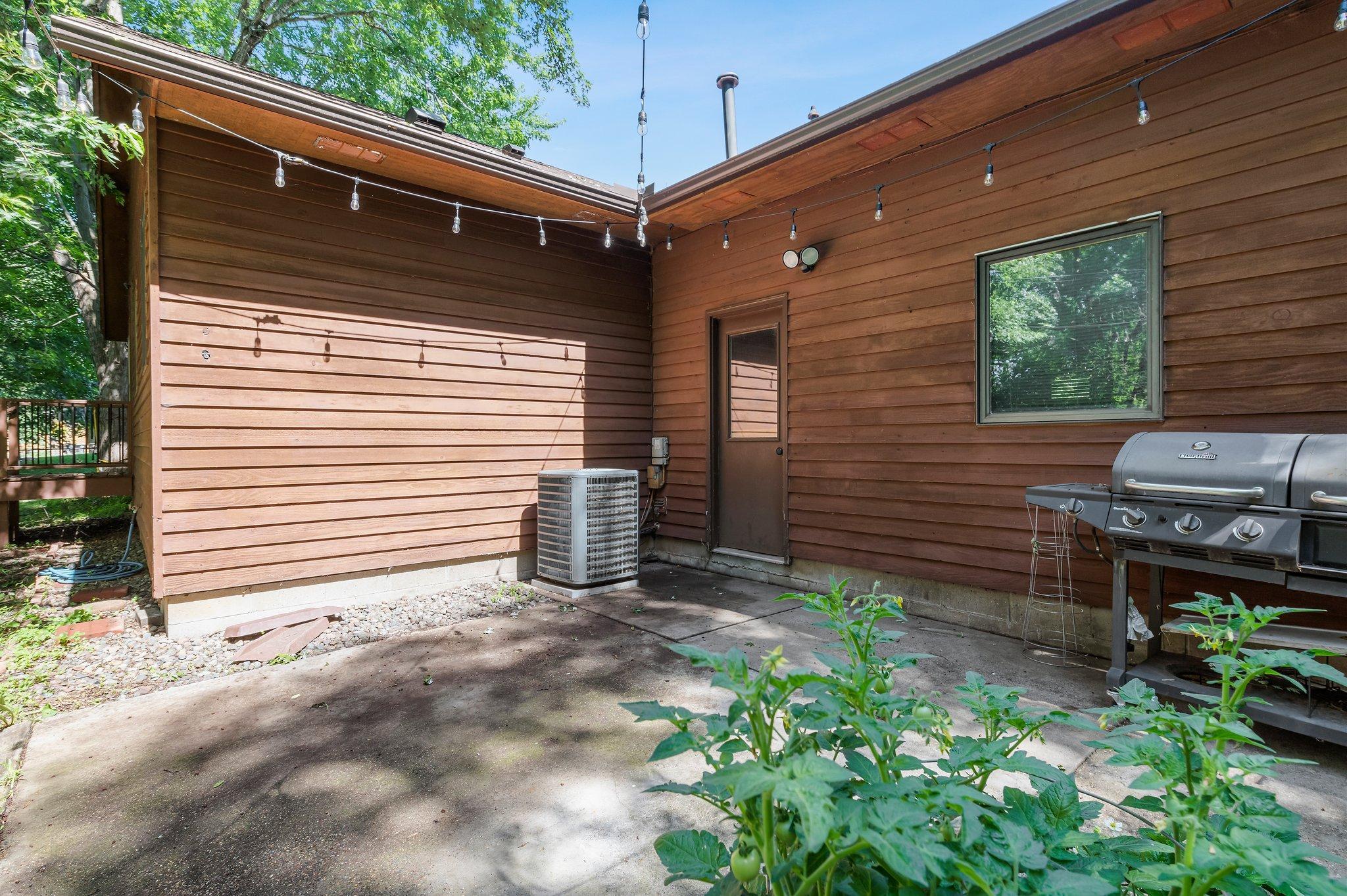 505 N Brookview Lane SW