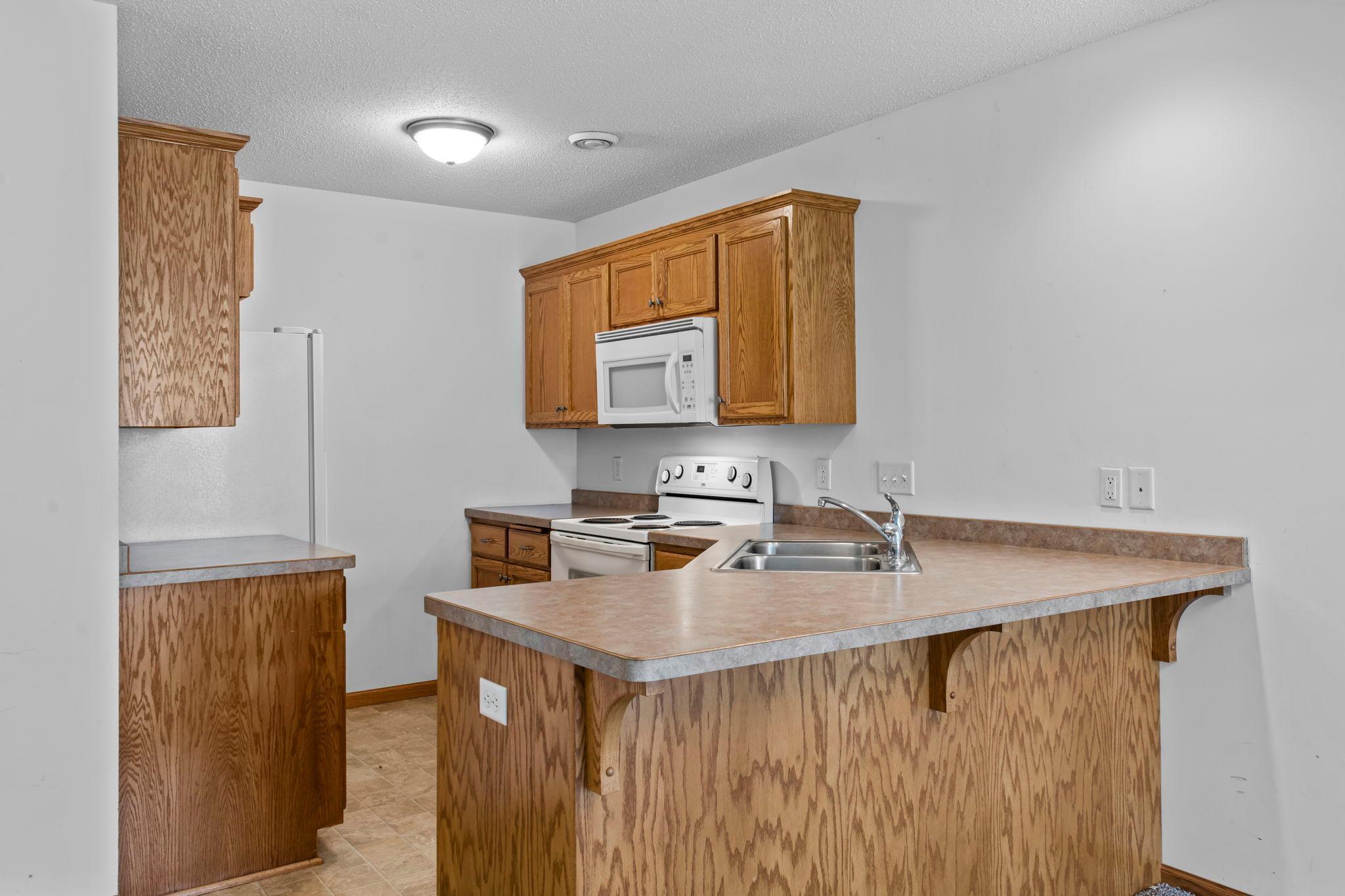 301 Roosevelt Street S Unit: G