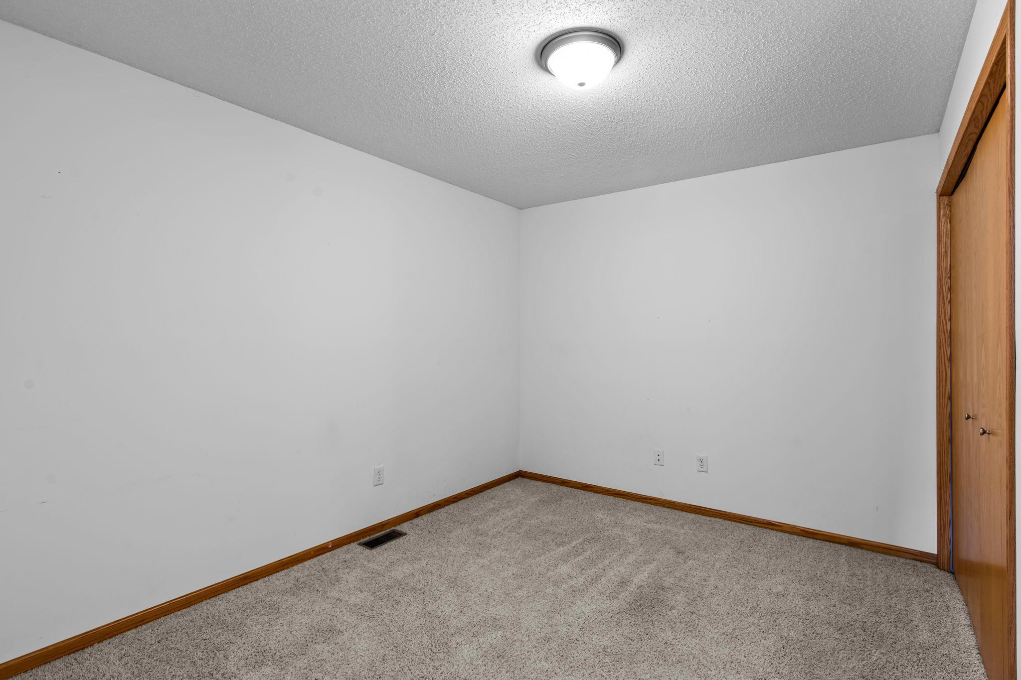 301 Roosevelt Street S Unit: G