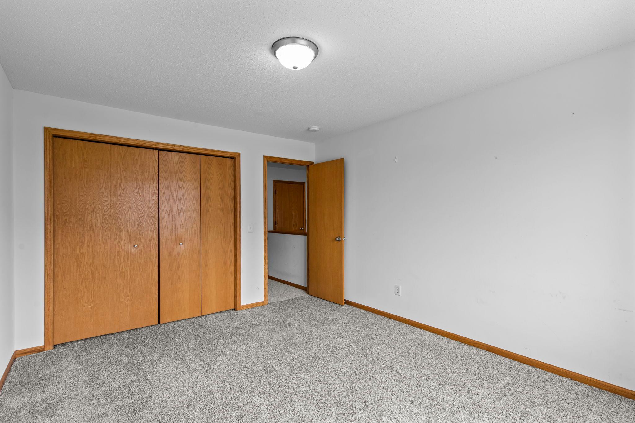 301 Roosevelt Street S Unit: G