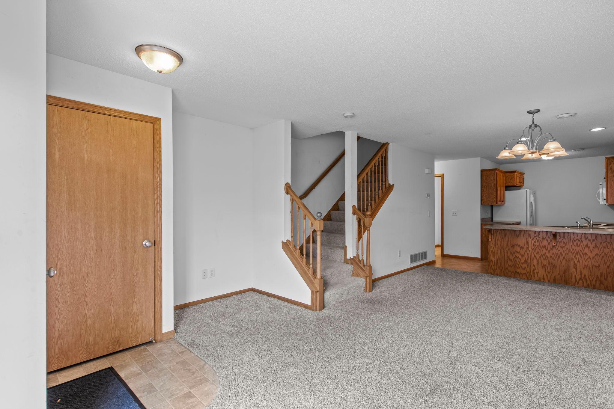 301 Roosevelt Street S Unit: G