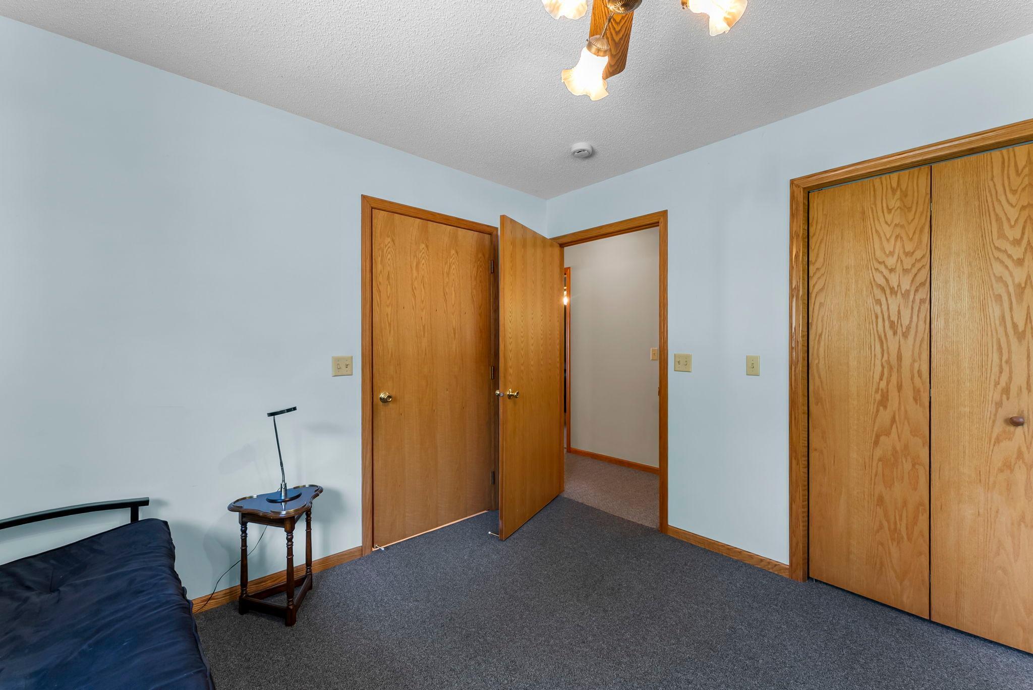 33559 Rhinestone Street NW