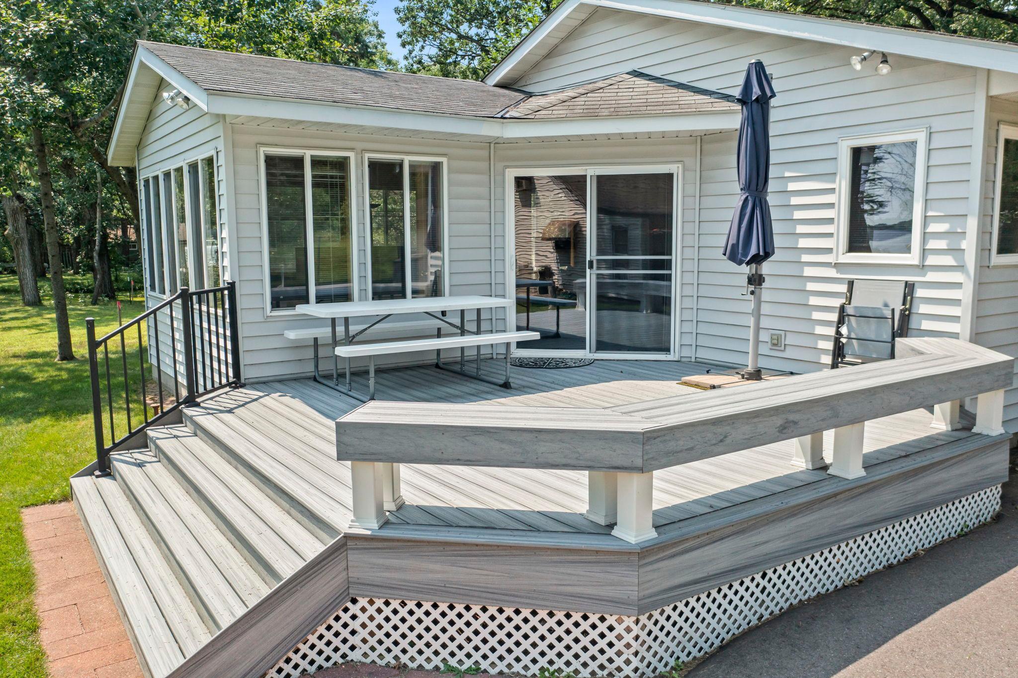 33559 Rhinestone Street NW