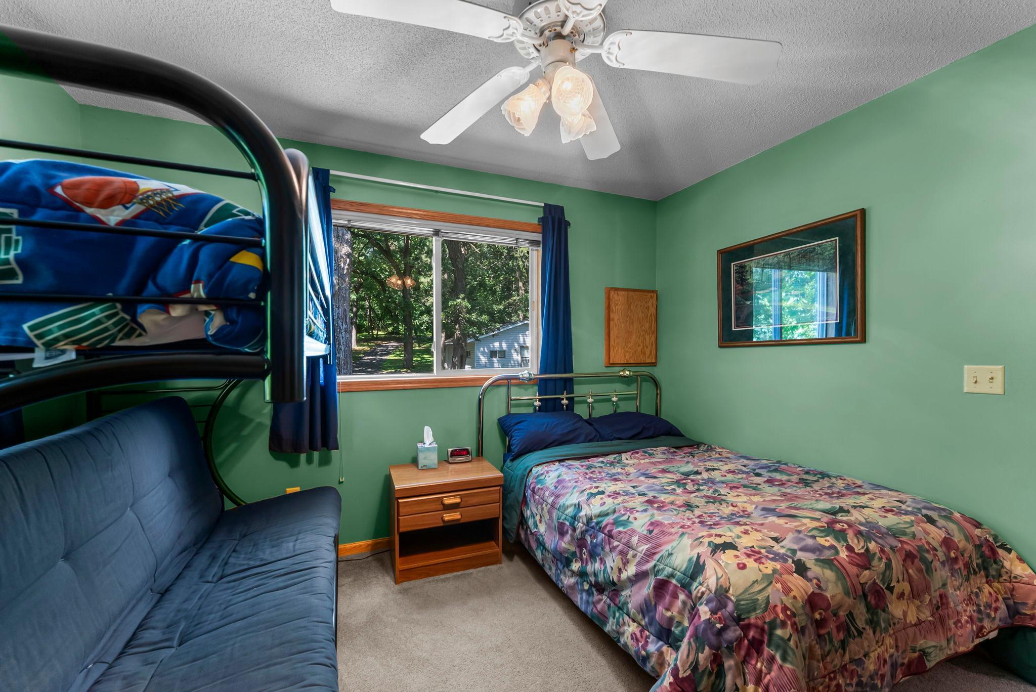 33559 Rhinestone Street NW