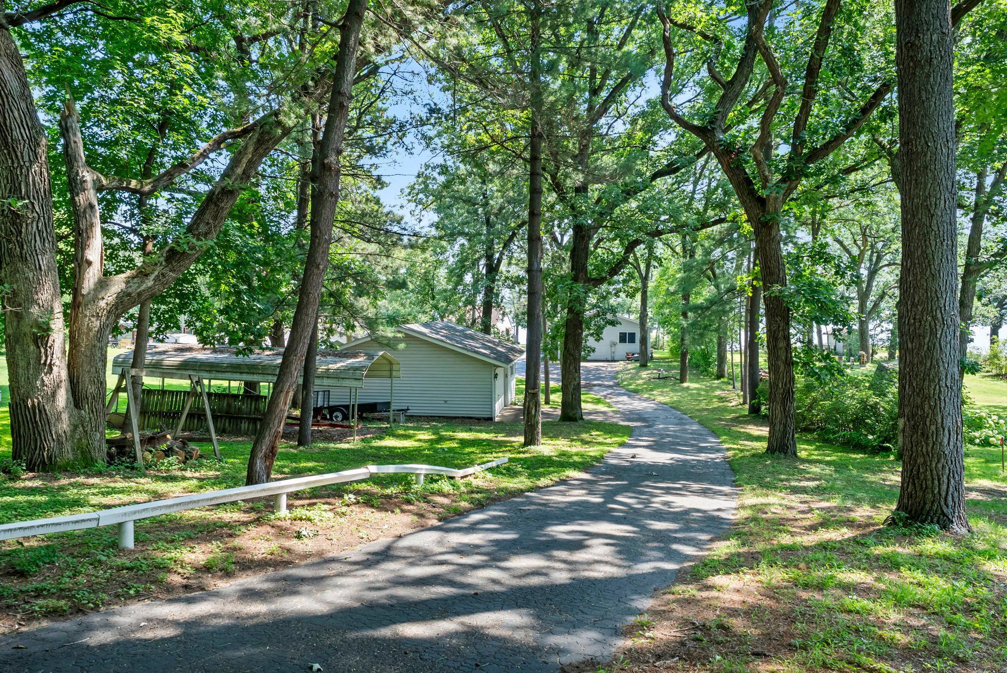 33559 Rhinestone Street NW
