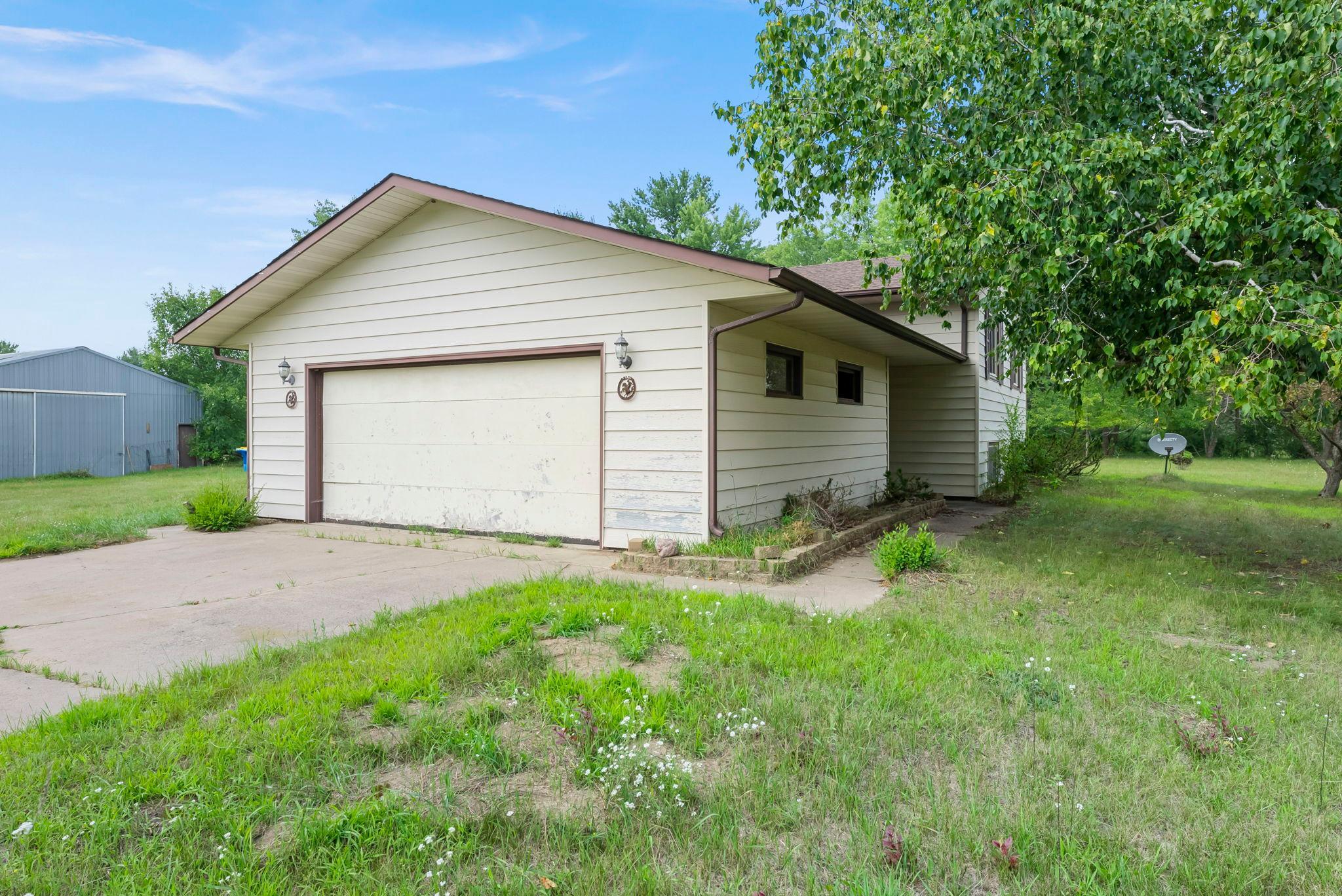 32360 Roanoke Street NW