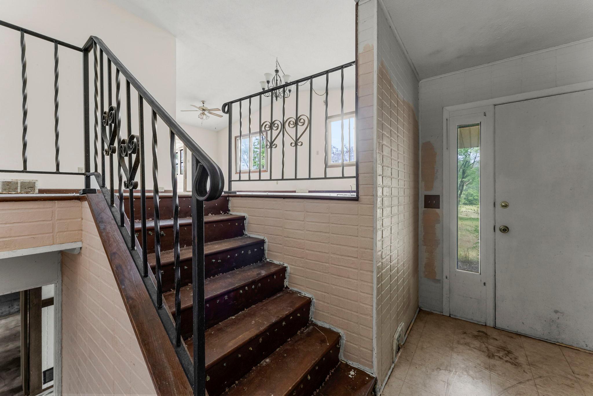 32360 Roanoke Street NW