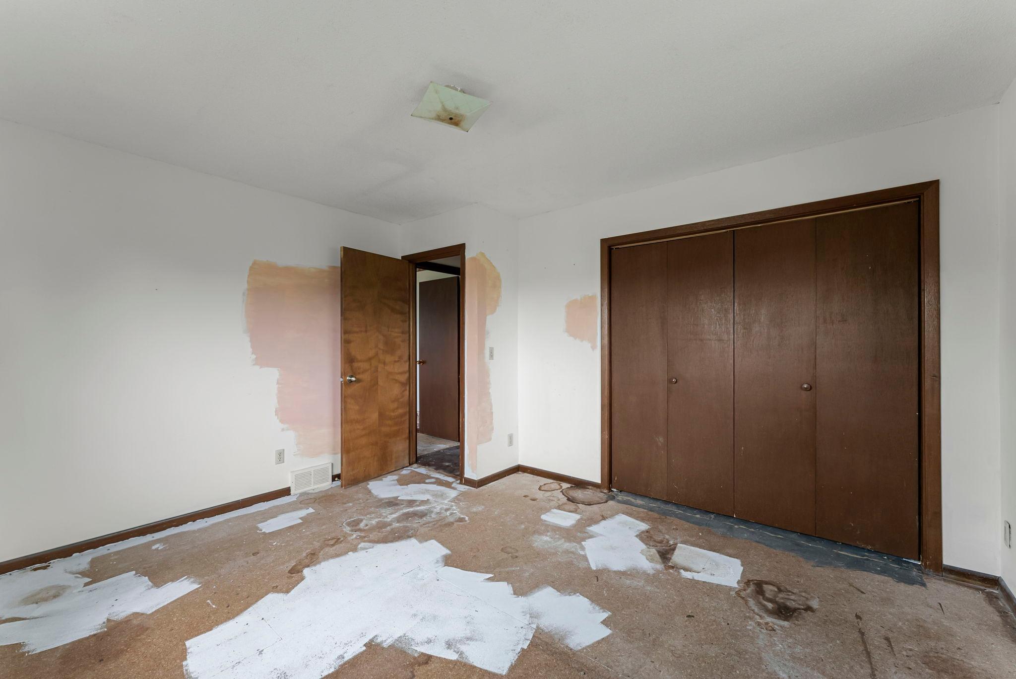 32360 Roanoke Street NW