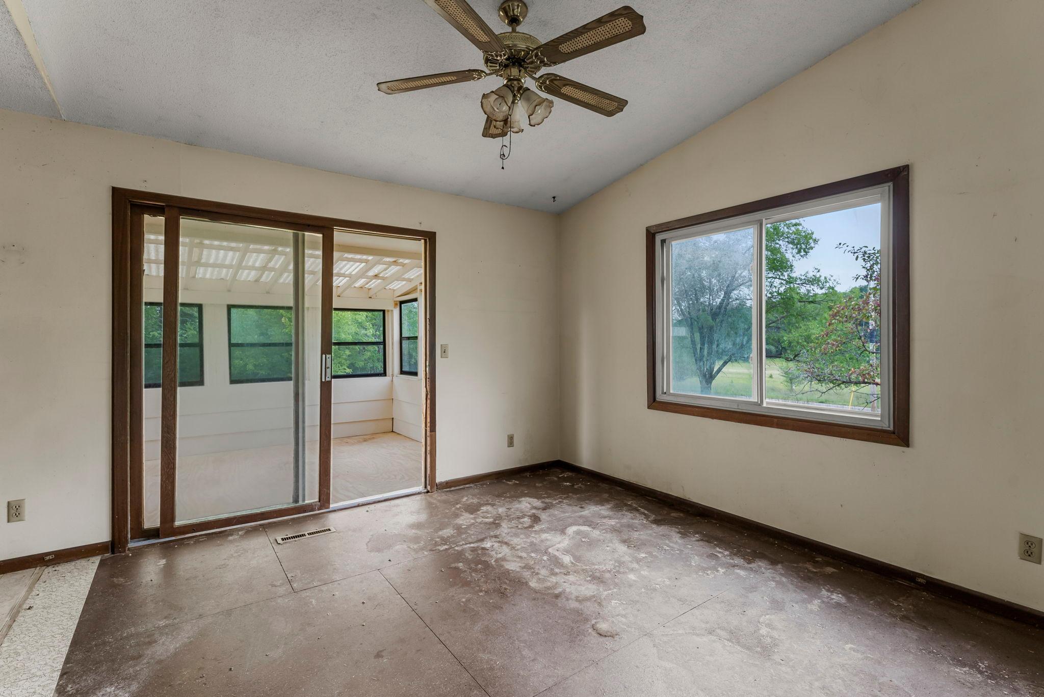 32360 Roanoke Street NW