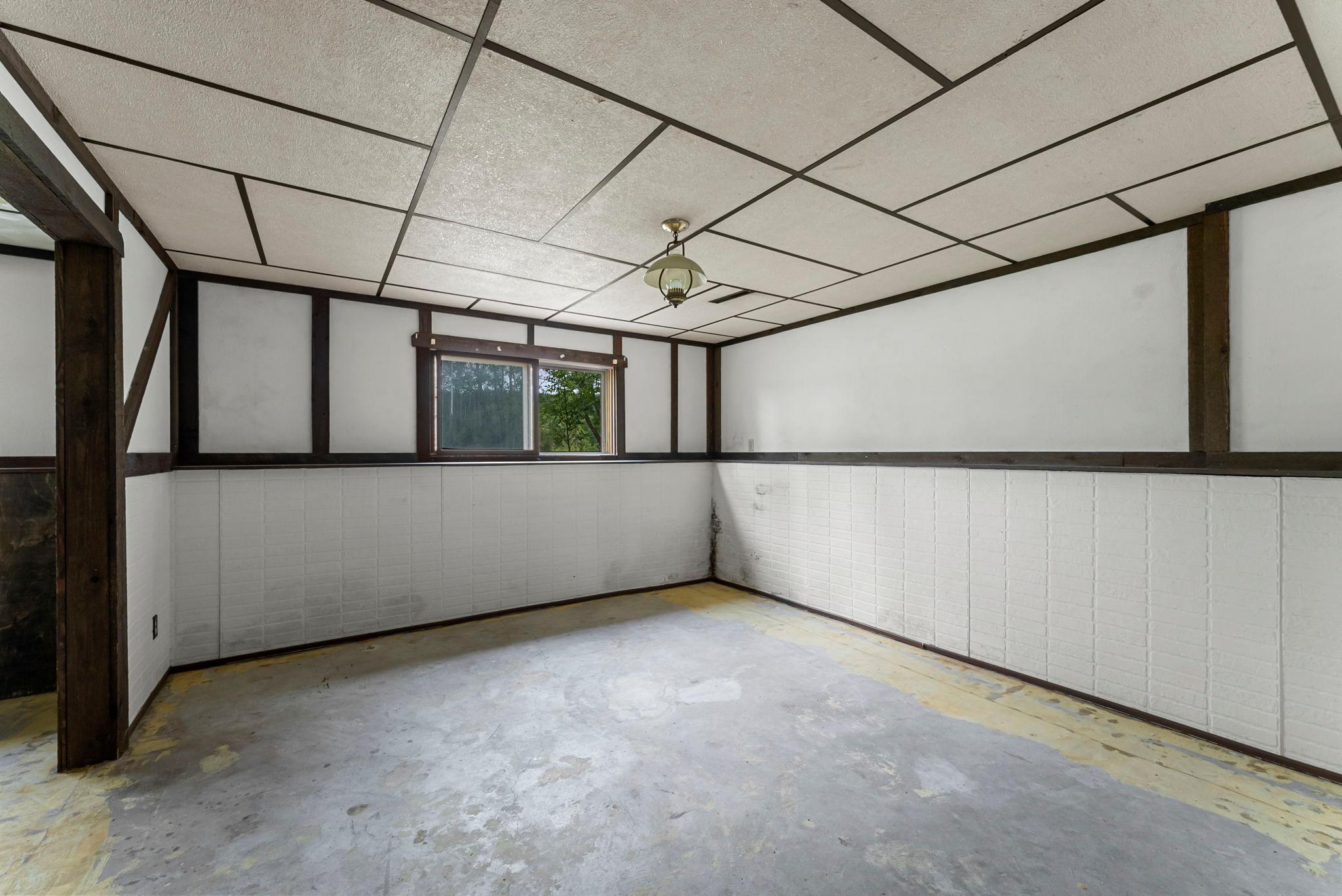 32360 Roanoke Street NW