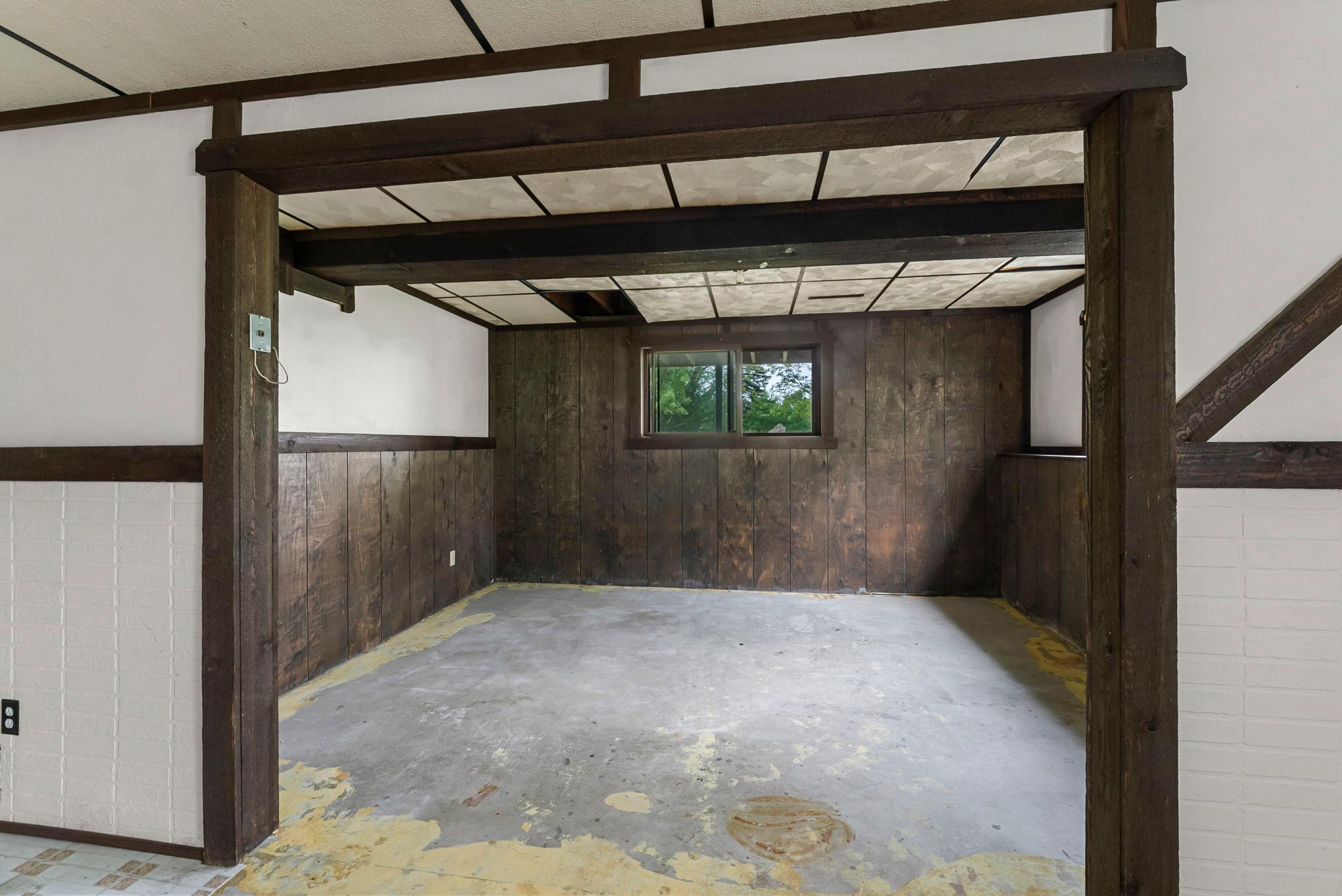 32360 Roanoke Street NW