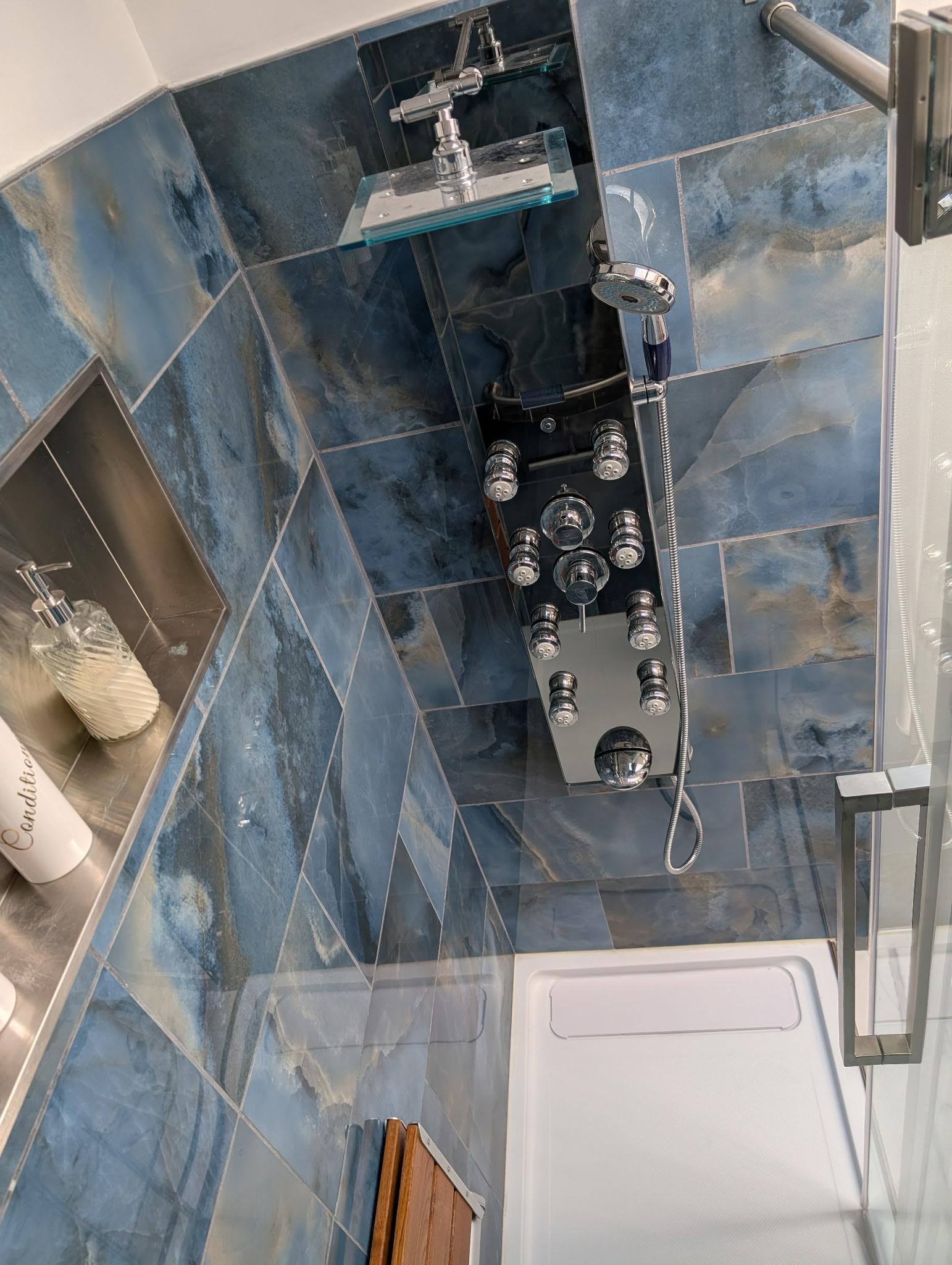 2320 Cedarcrest Court