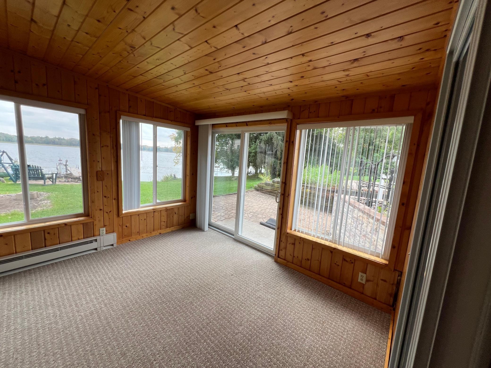 2320 Cedarcrest Court